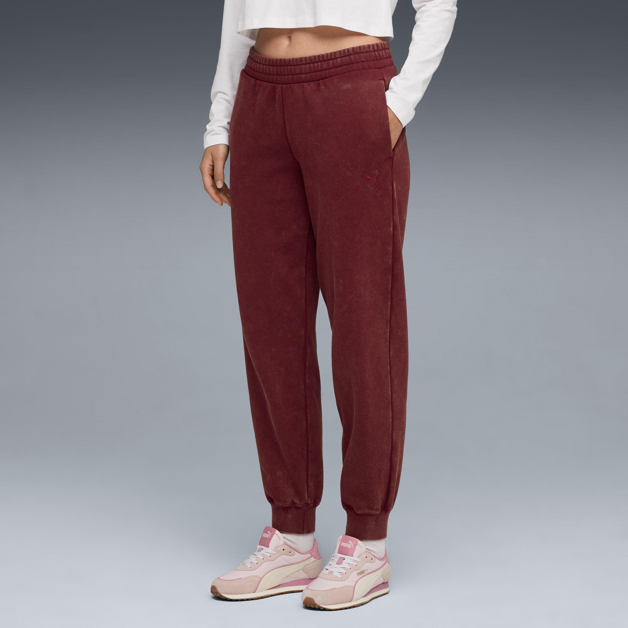 ESS ELEVATED Wash Sweatpants Women Product Image