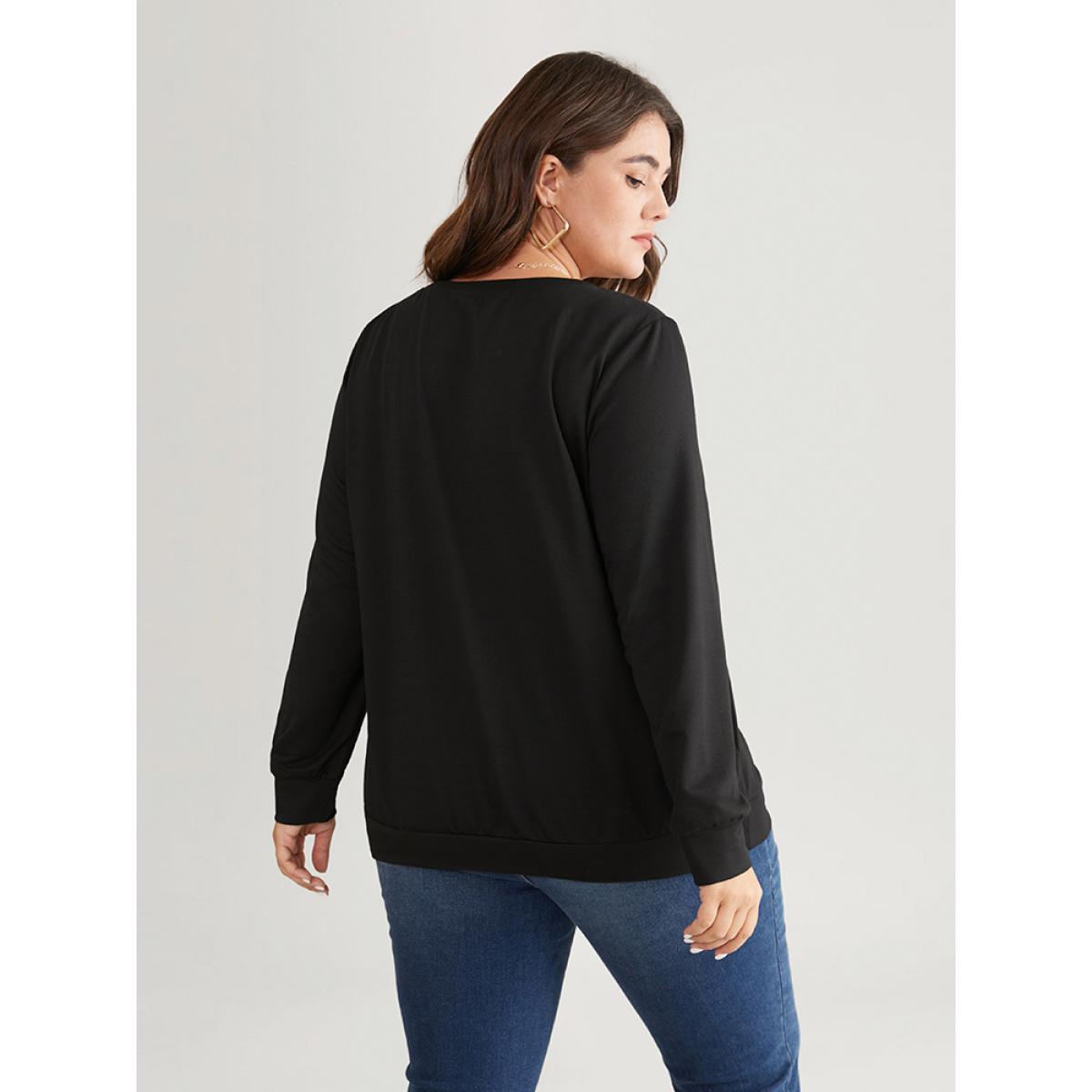 Plus Size Heart Rhinestone Round Neck Sweatshirt Women Black Casual Rhinestone detailing Dailywear Sweatshirts BloomChic 30/6X Product Image
