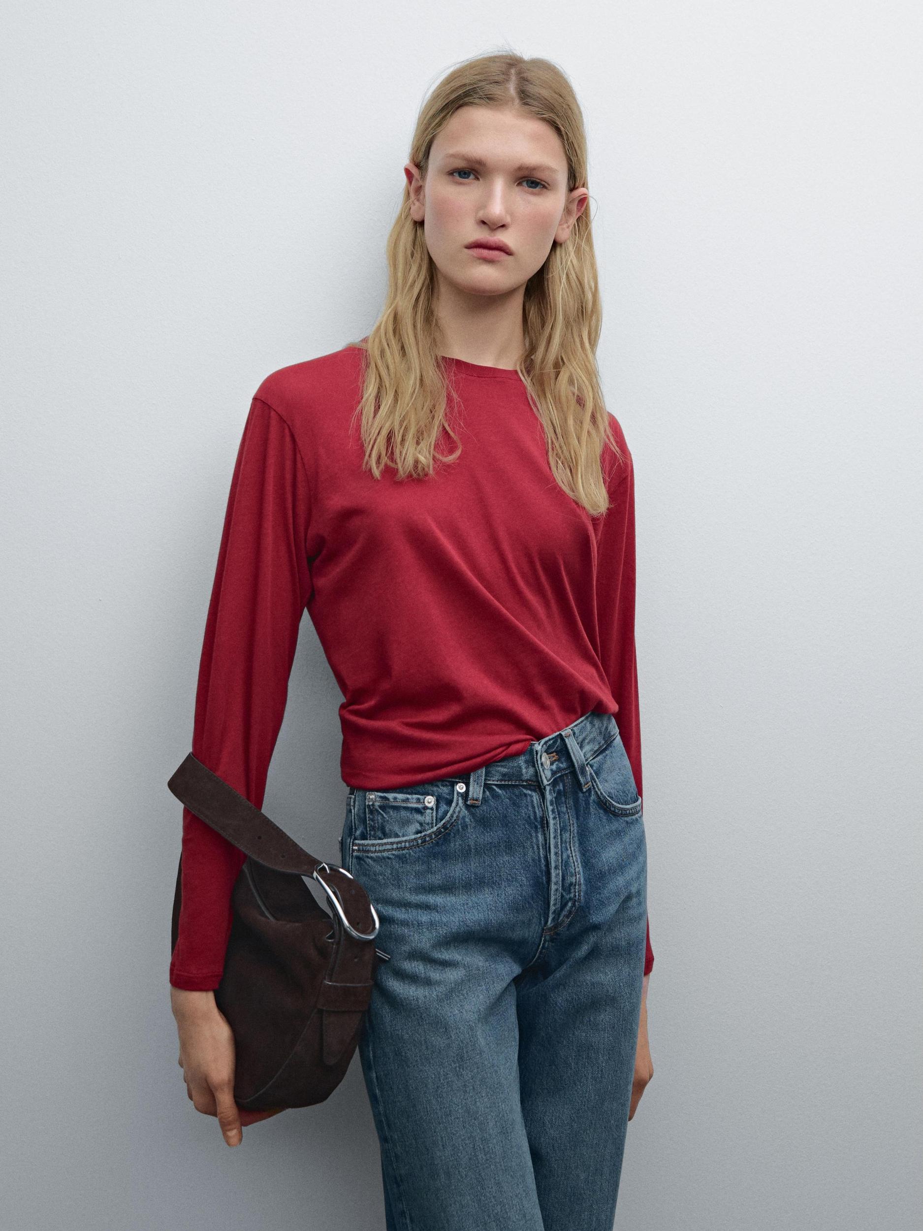 Slim-fit cotton T-shirt with long sleeves Product Image