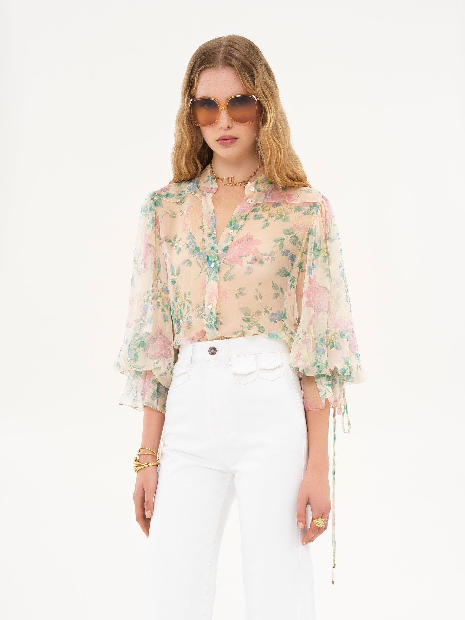 Puff-sleeve blouse in silk mousseline Product Image