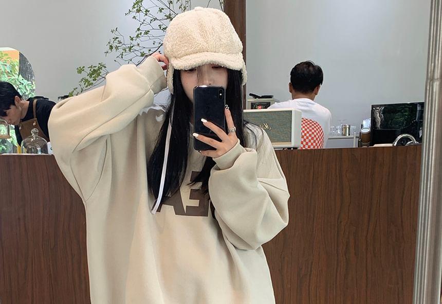 Lettering Sweatshirt / Sweatpants Product Image