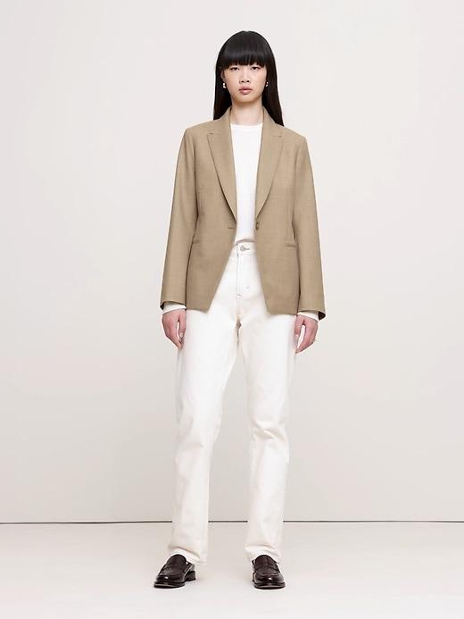 Relaxed-Slim Lightweight Wool Flannel Blazer Product Image