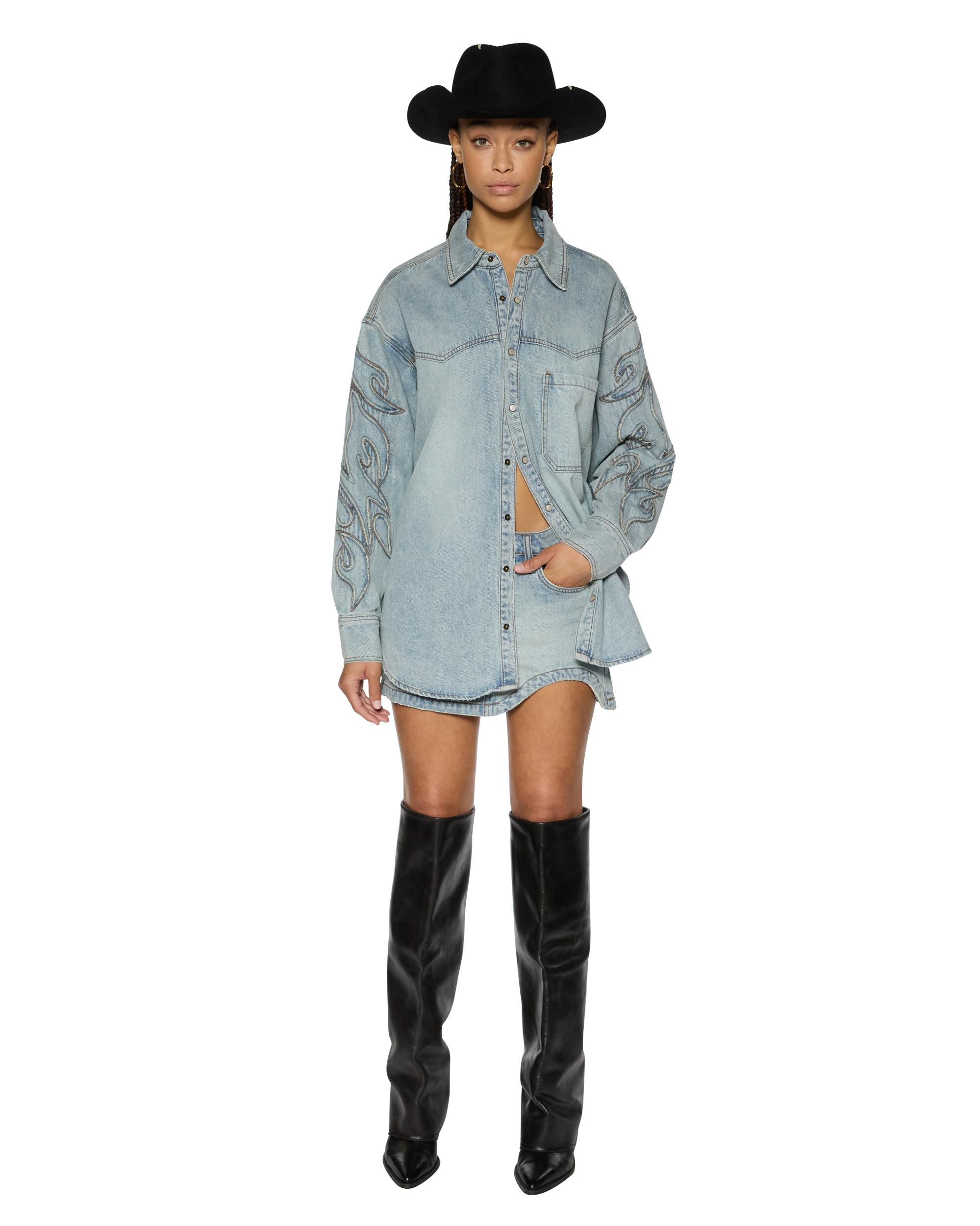 FRONTIER LS SHIRT PARAGON PATCH Female Product Image