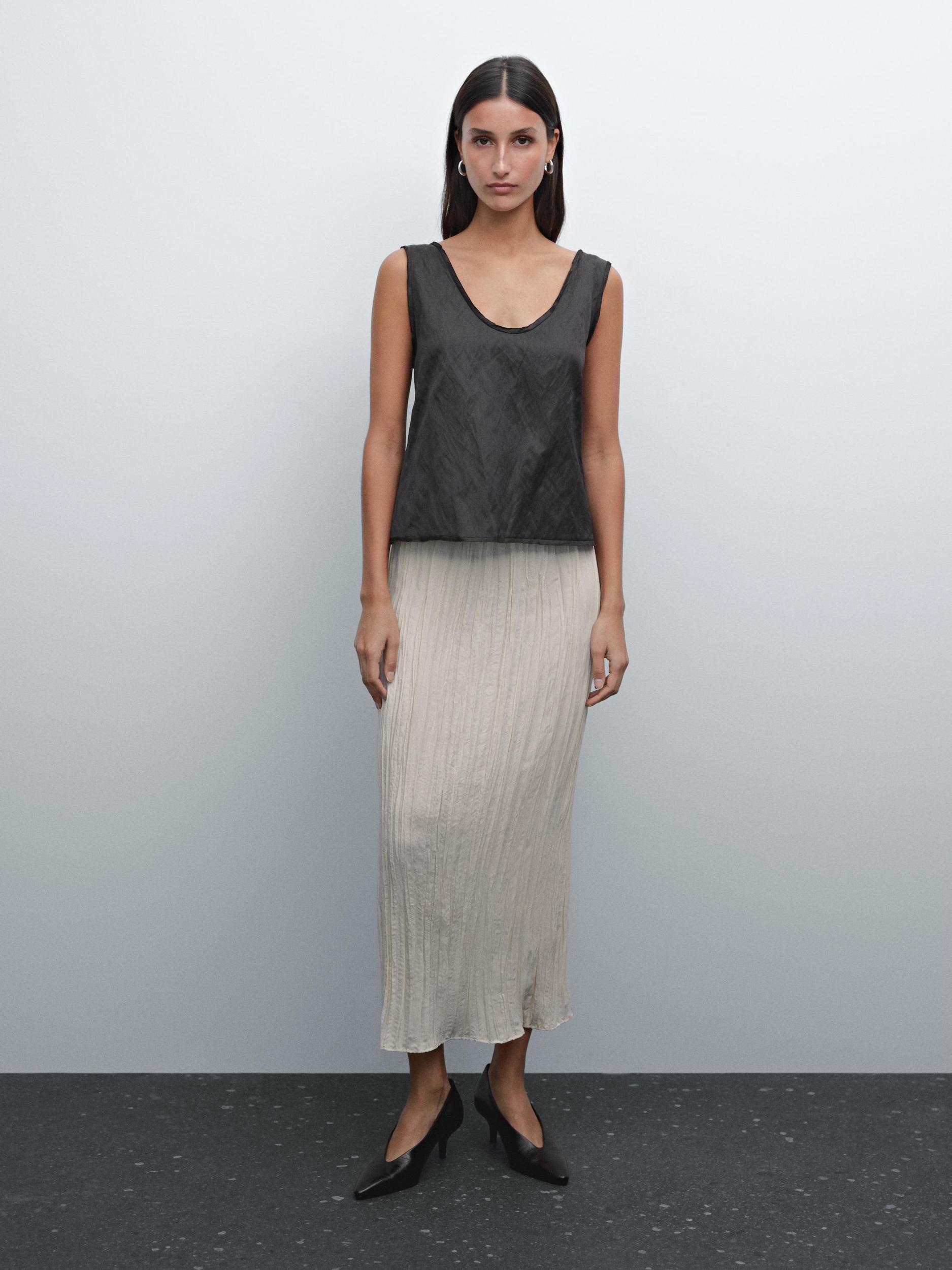 Flowing pleated midi skirt Product Image