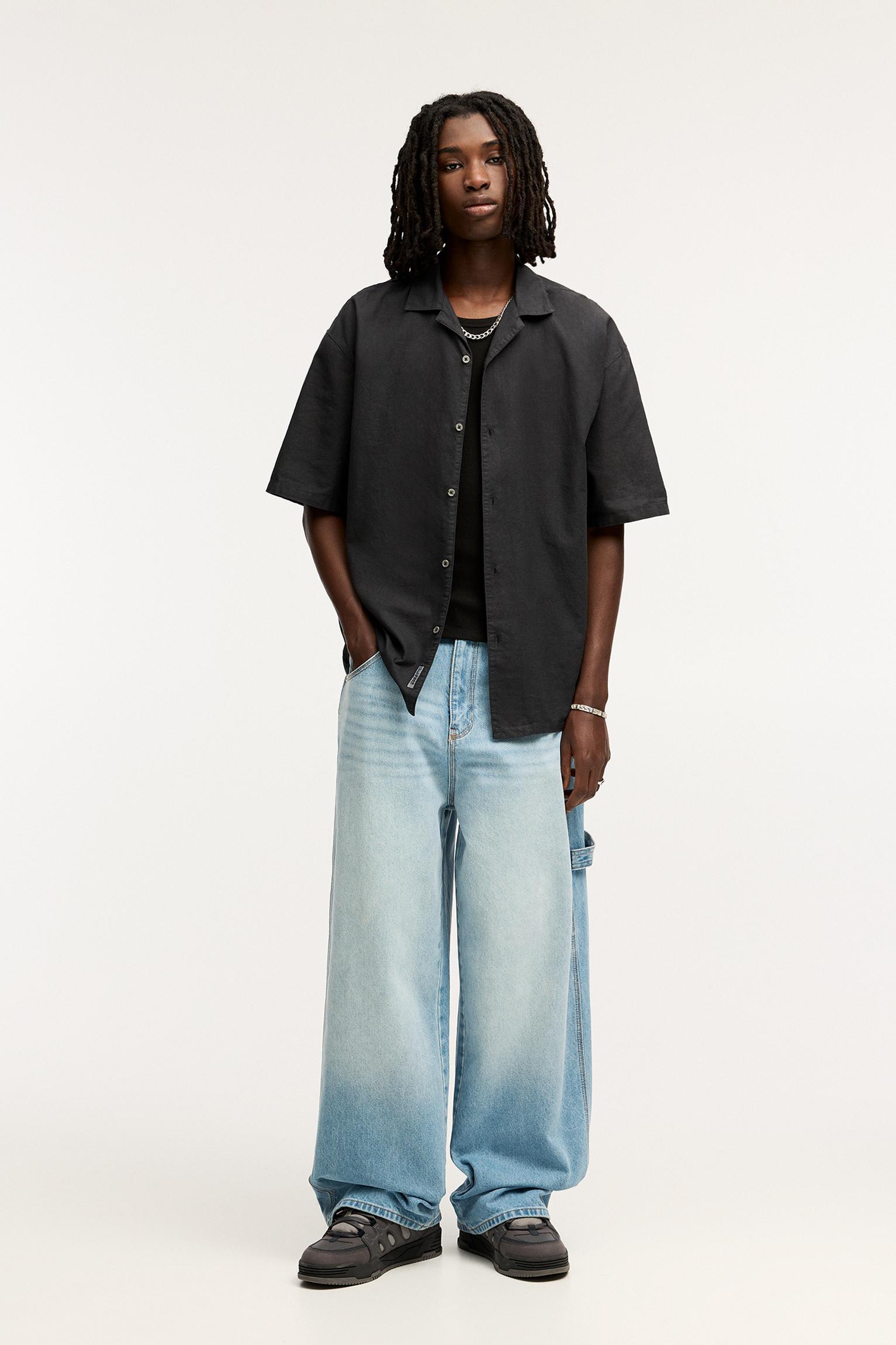 Basic short sleeve linen blend shirt Product Image