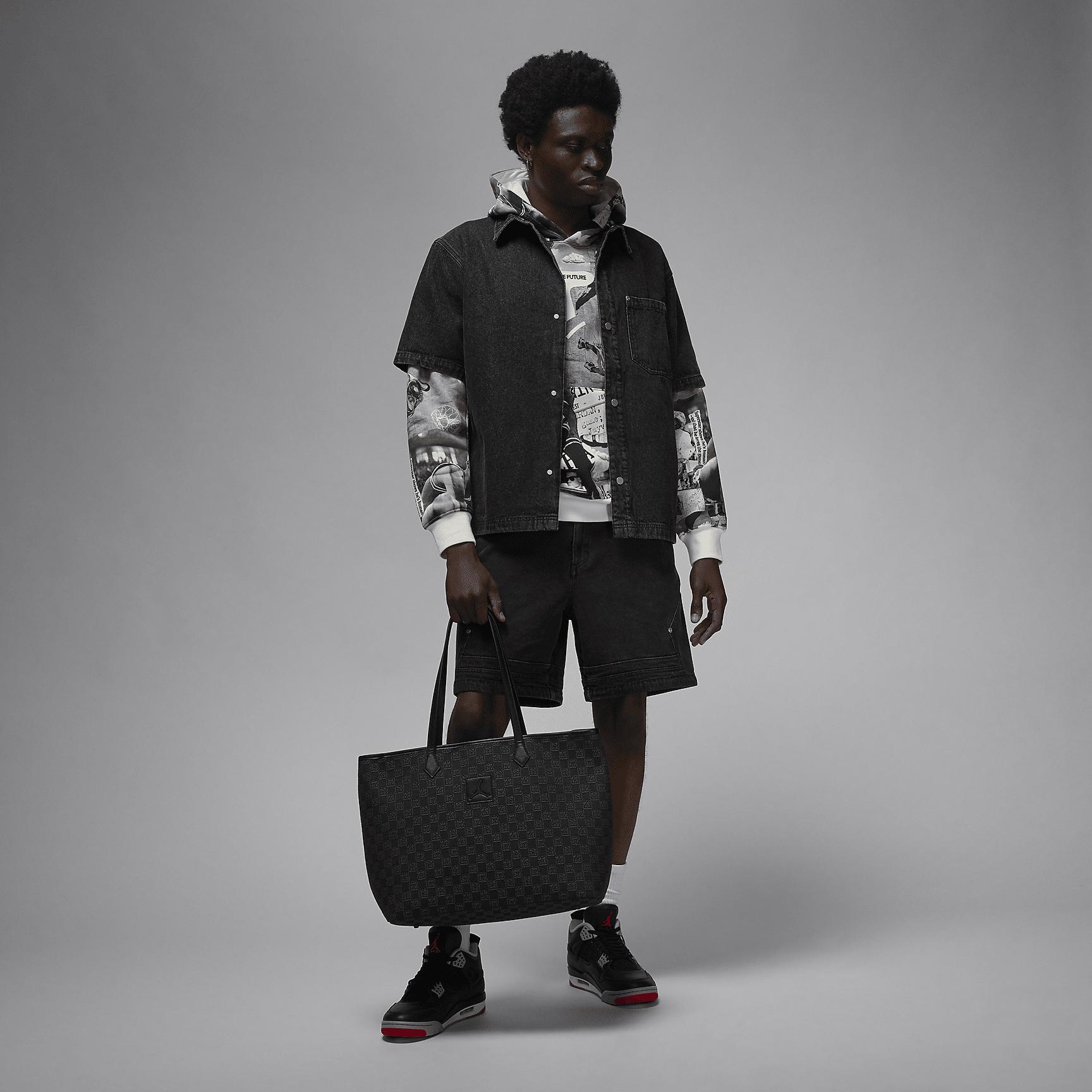 Mens Jordan Monogram Tote Bag (32L) | MA0896-KK2 Product Image