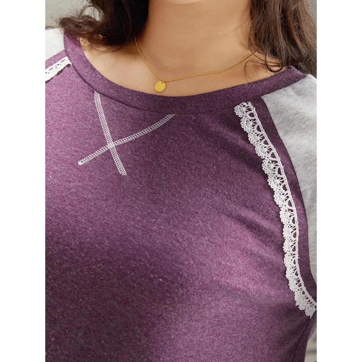 Plus Size Two Tone Lace Trim Stitch Raglan Sleeve T-shirt Mauve Women Casual Contrast Plain Round Neck Dailywear T-shirts BloomChic 12/L Product Image