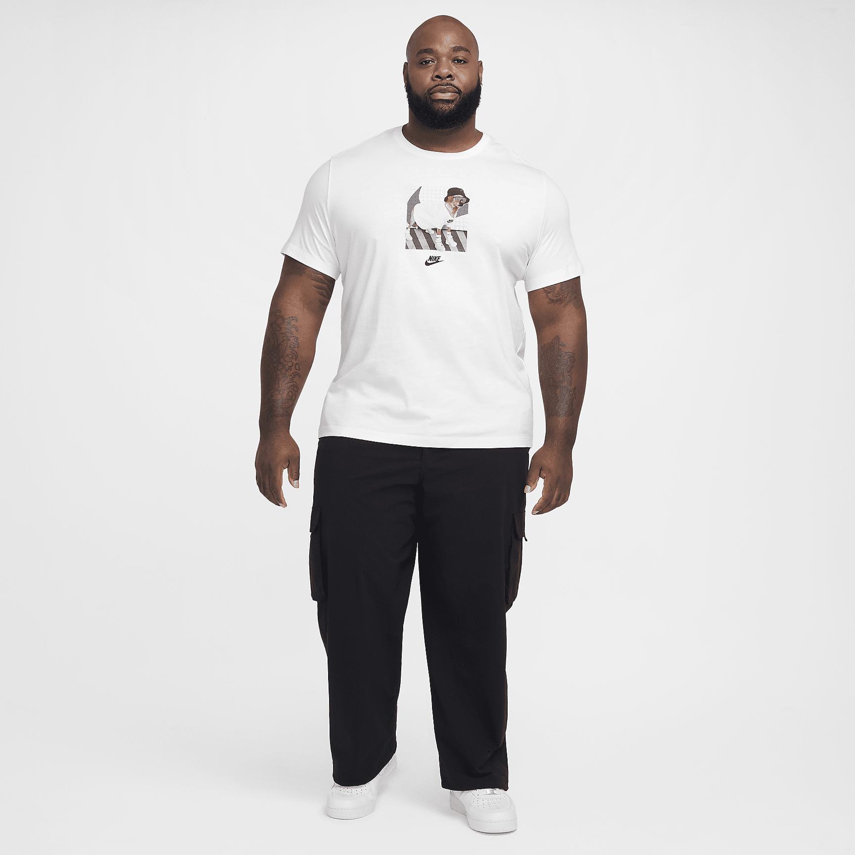 Nike Sportswear T-Shirt Product Image