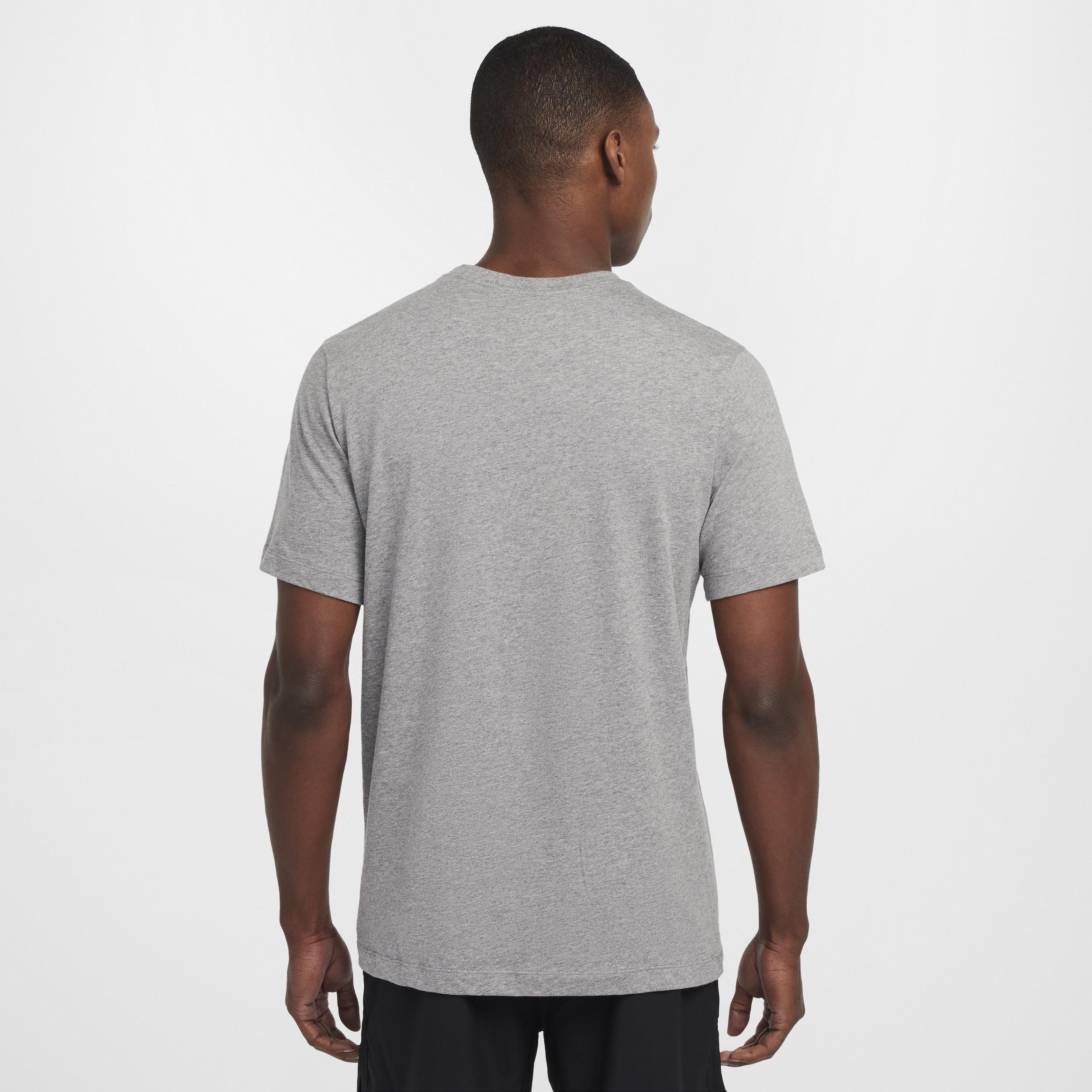 Nike Men's Fitness T-Shirt Product Image