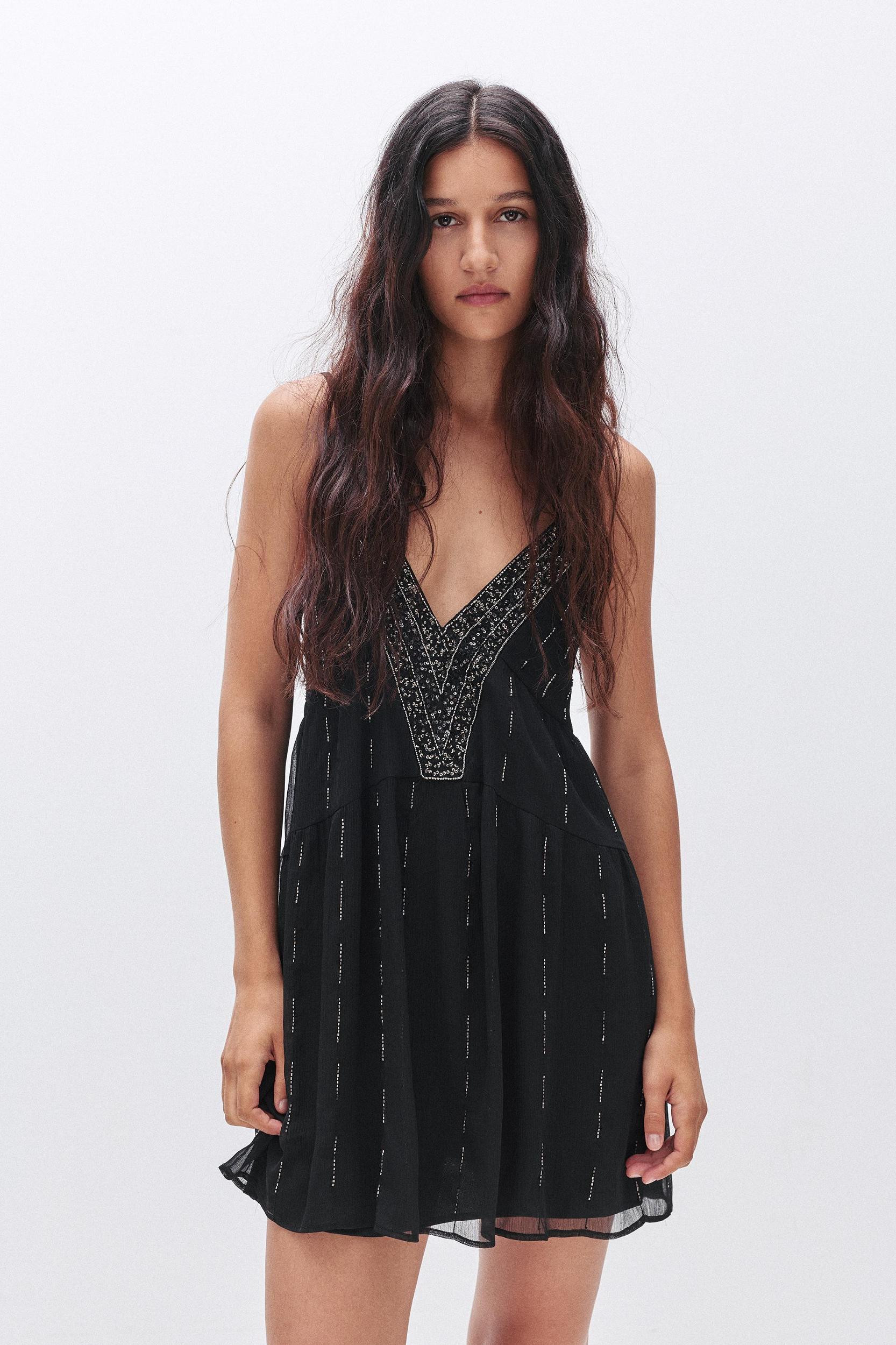 Short beaded dress Product Image