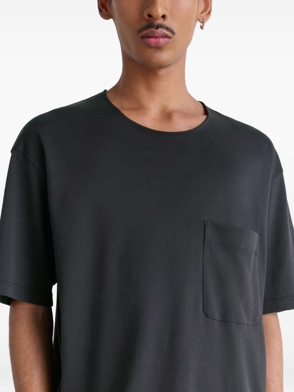 lightweight-jersey T-shirt Product Image