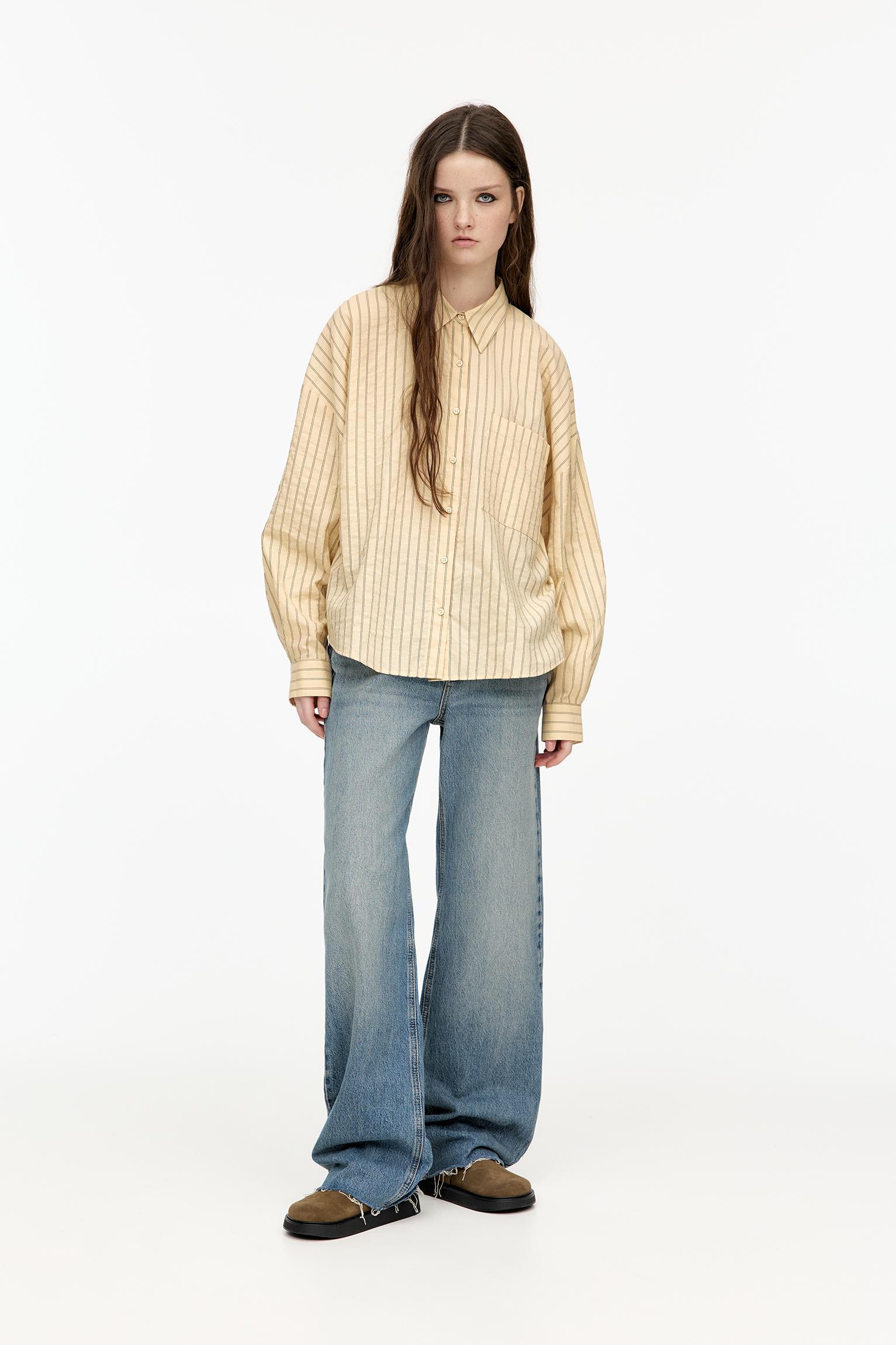 Striped oversized shirt Product Image