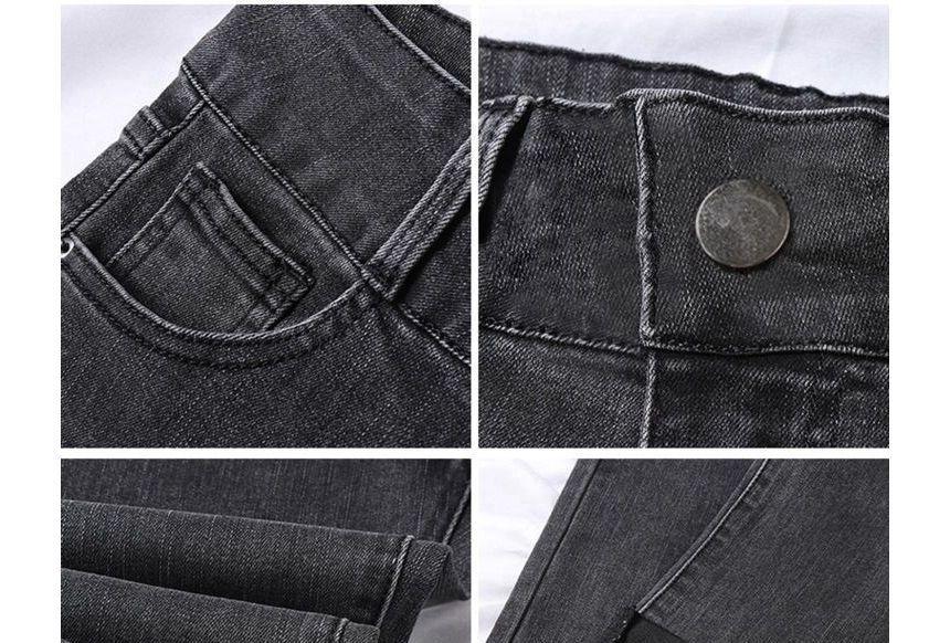 Mid Rise Washed Crop Straight Leg Jeans Product Image
