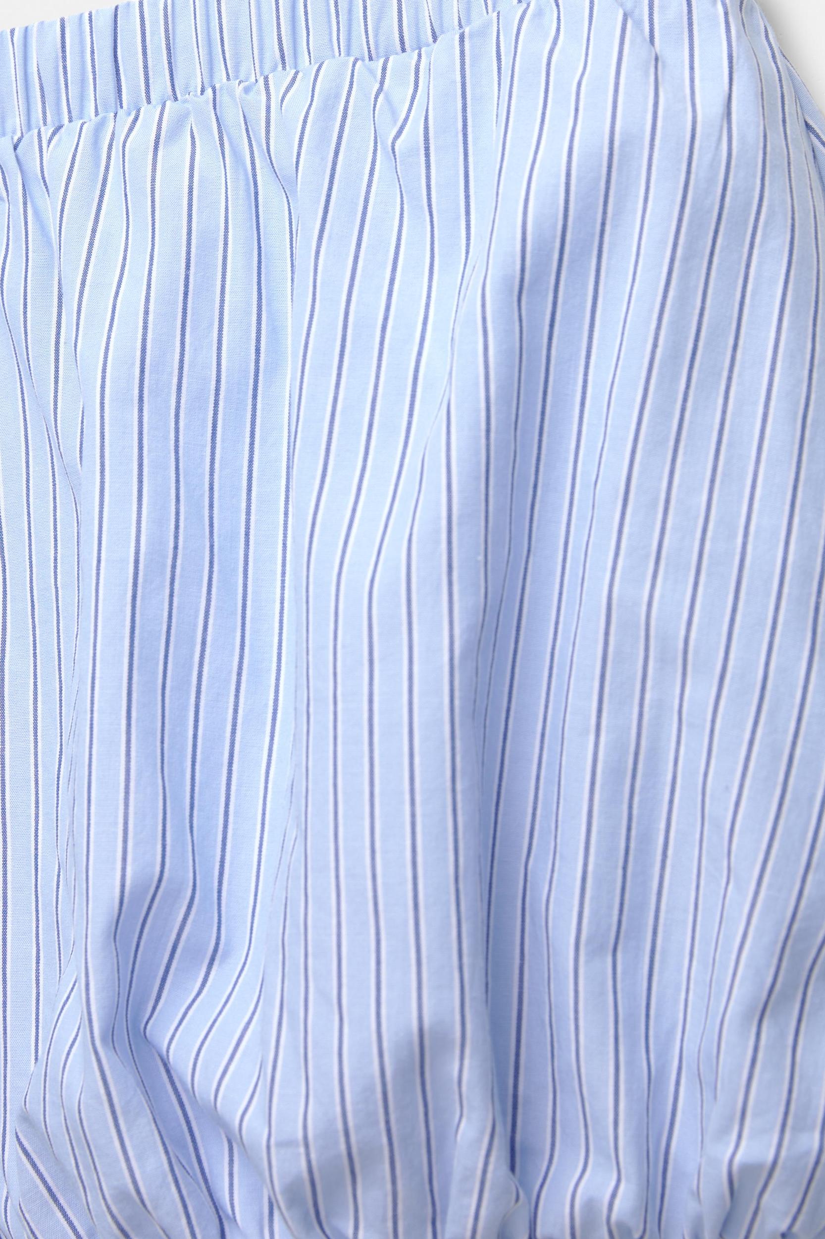 Striped balloon shorts Product Image