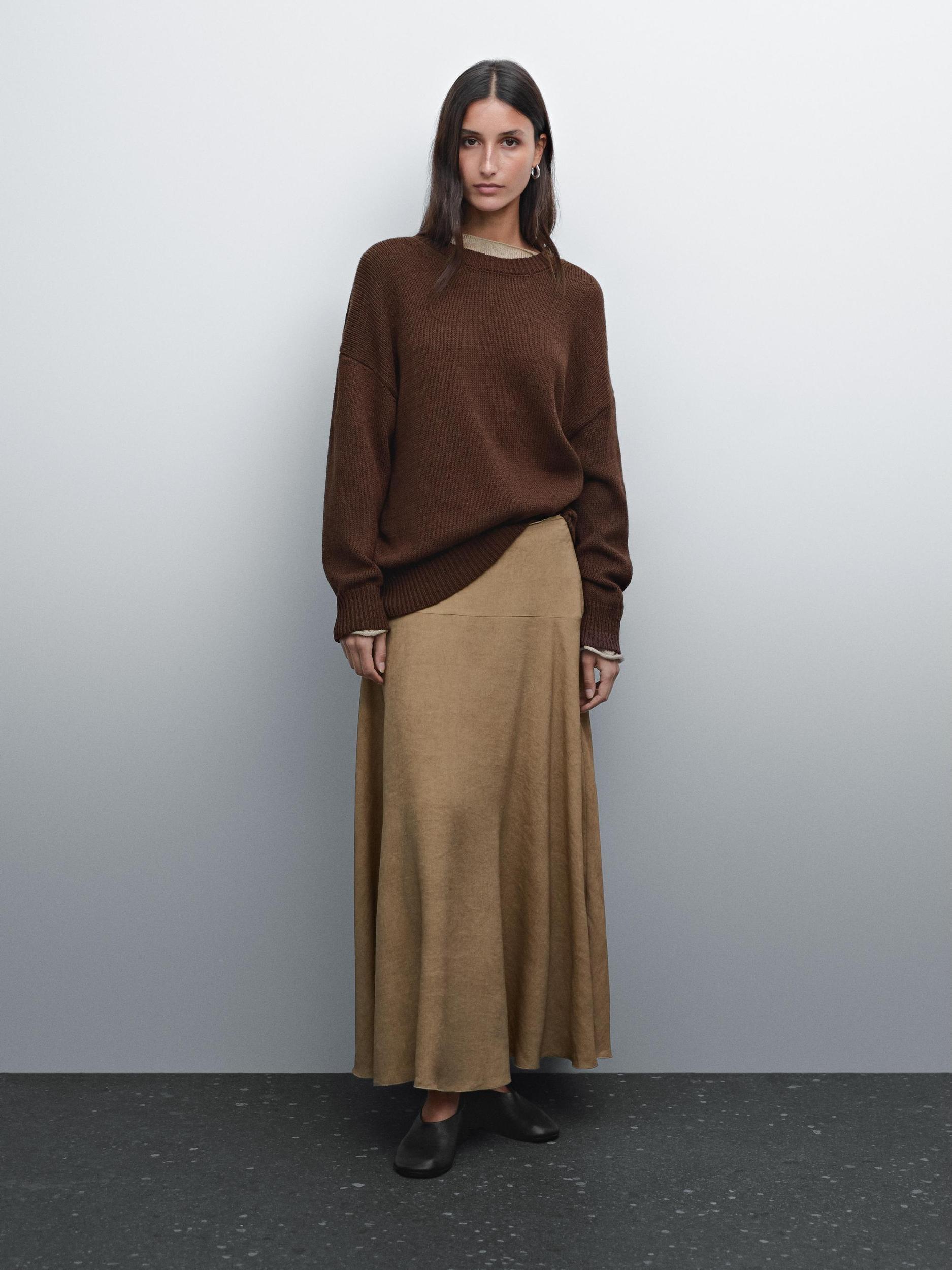 Linen blend knit crew neck sweater Product Image