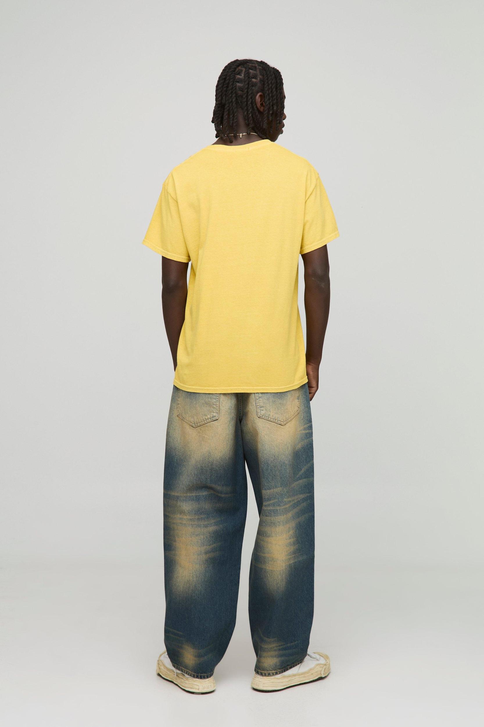 Baggy Fit Dirty Wash Distressed Denim Jeans | boohooMAN USA Product Image