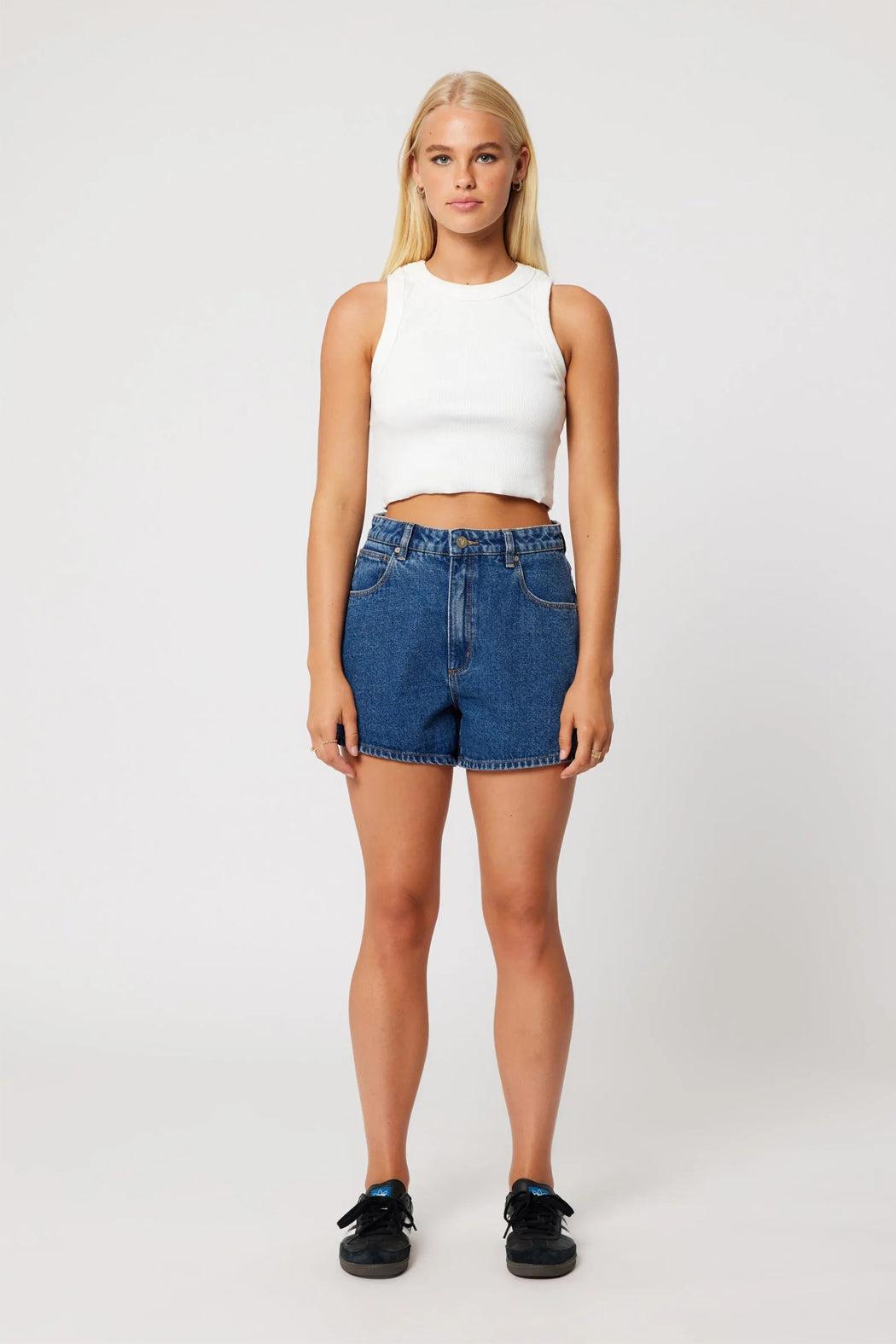 A Venice Short Product Image