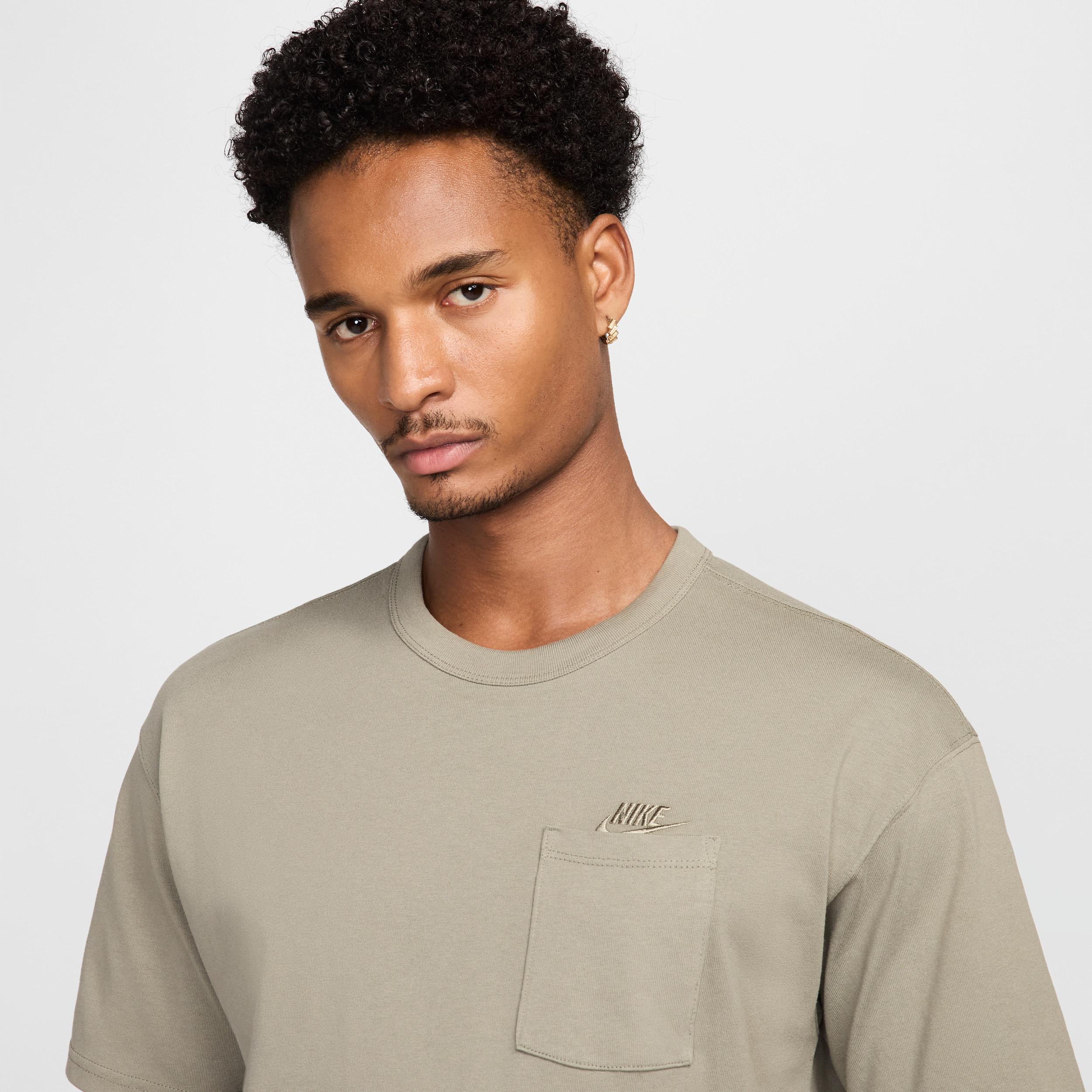 Men's Nike Sportswear Premium Essentials Pocket T-Shirt Product Image