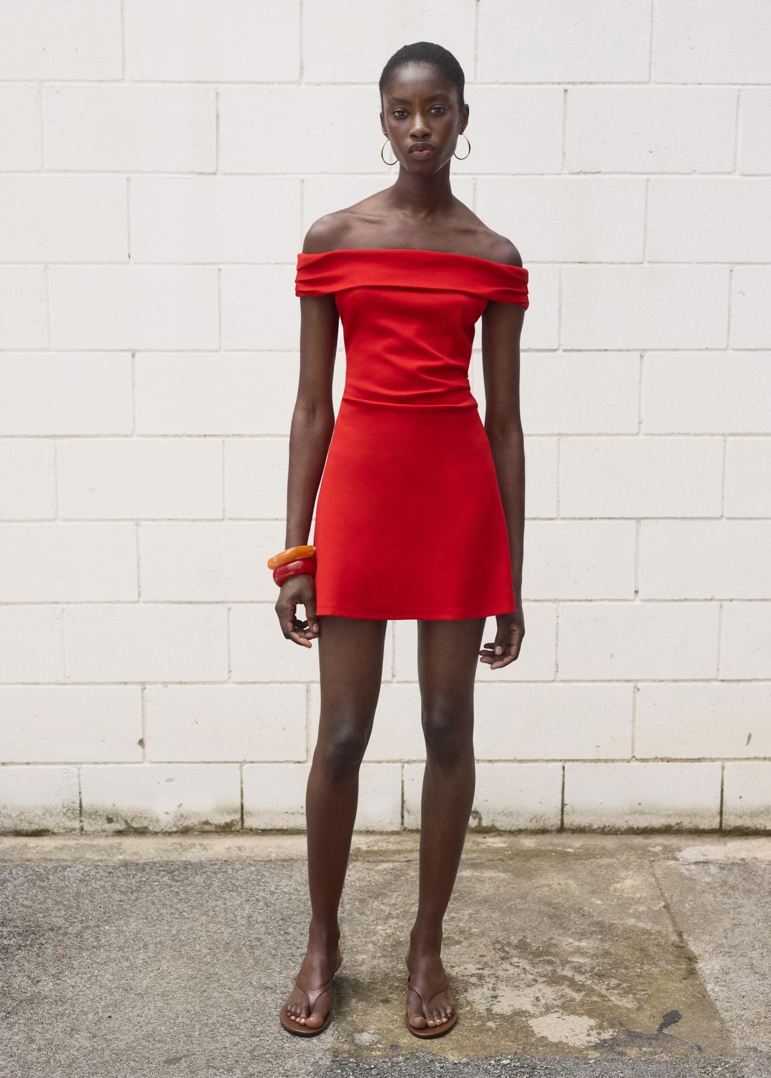 Short strapless dress - Women | MANGO USA Product Image