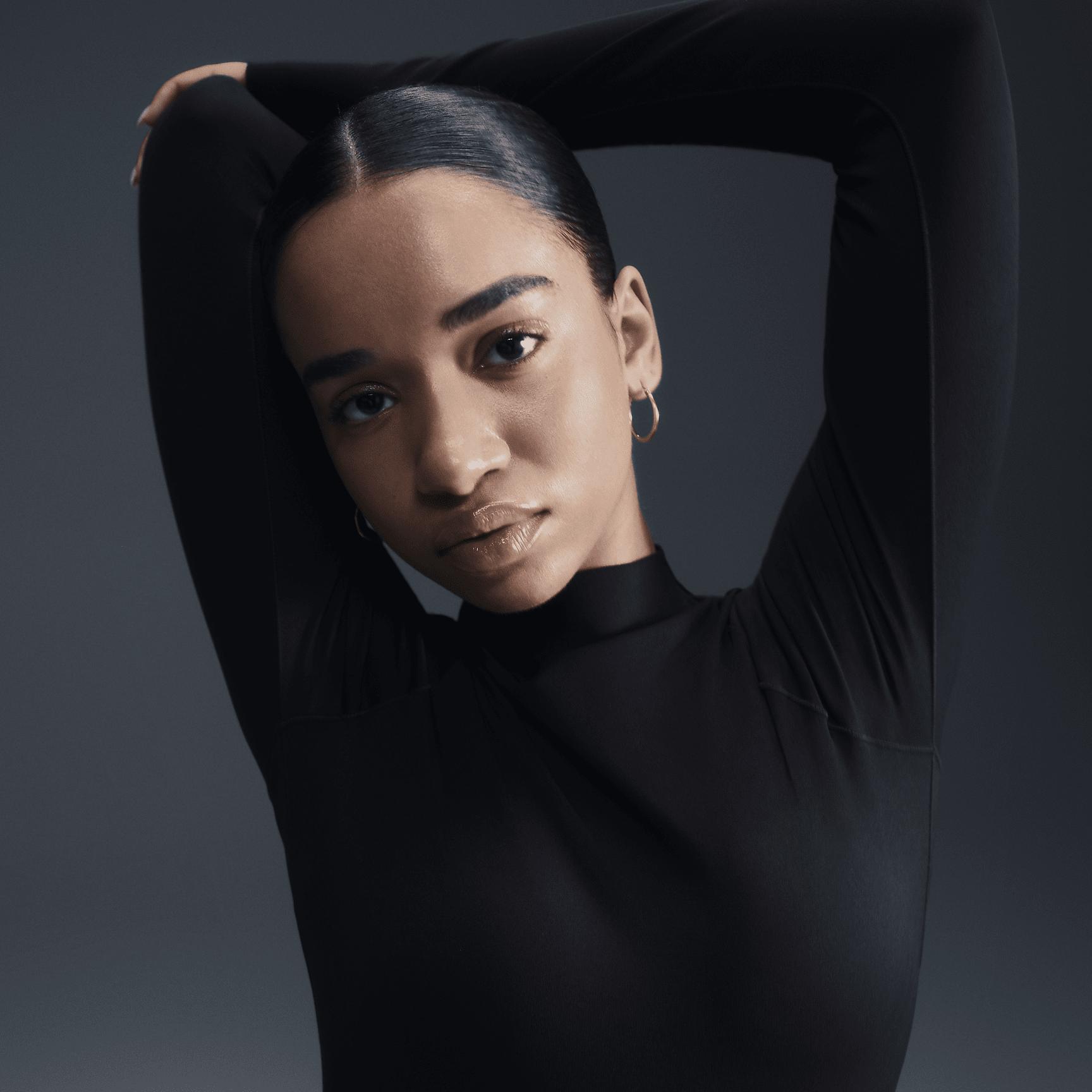 Nike Womens Zenvy Dri-FIT Long-Sleeve Top | FN3022-010 Product Image