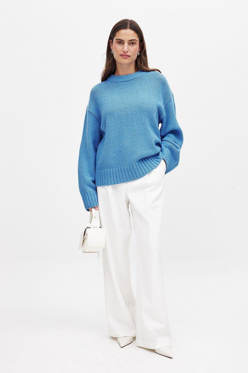 Round Neck Knitted Sweater Blue Product Image