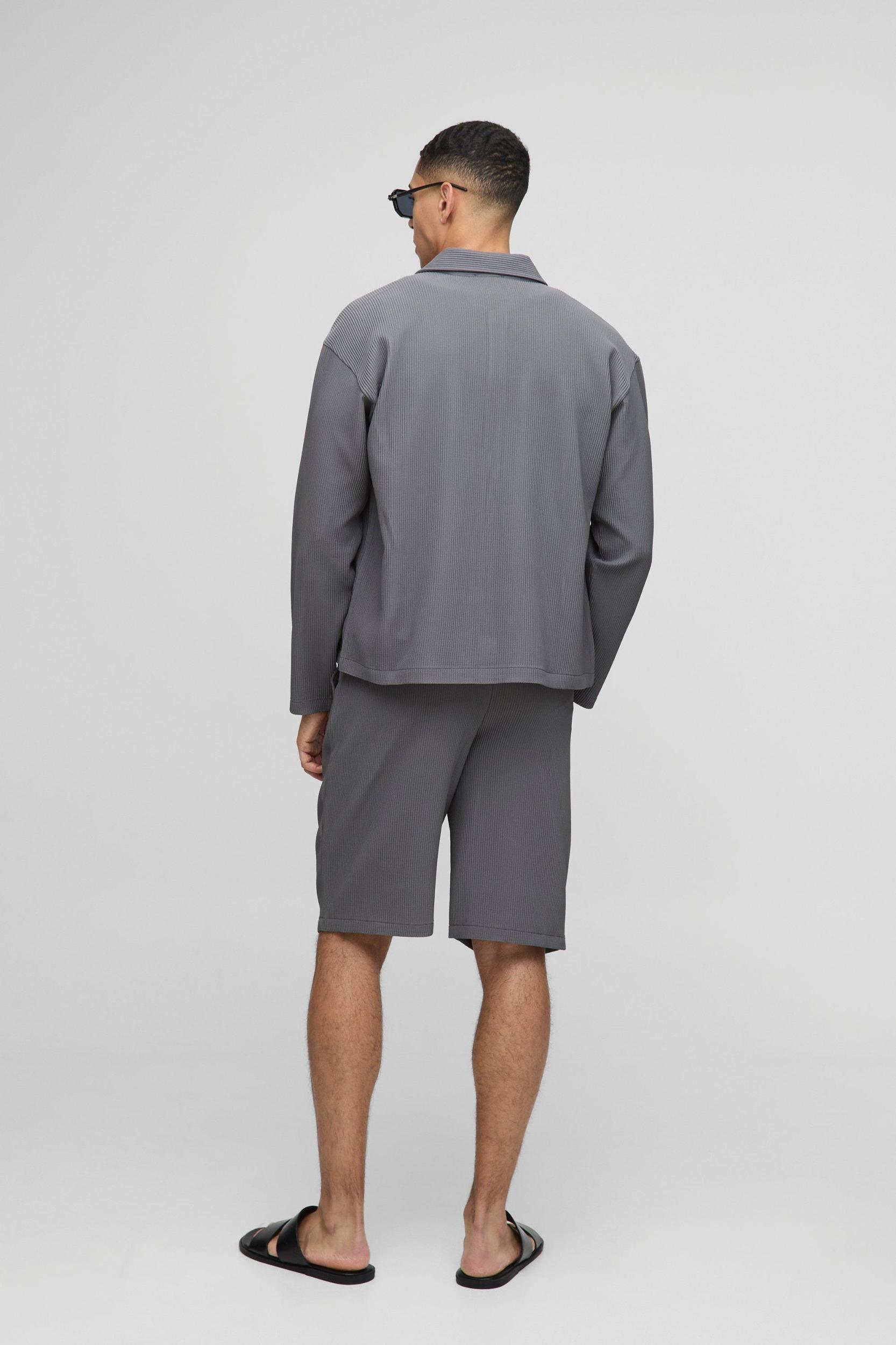 Pleated Elasticated Waist Jort | boohooMAN USA Product Image