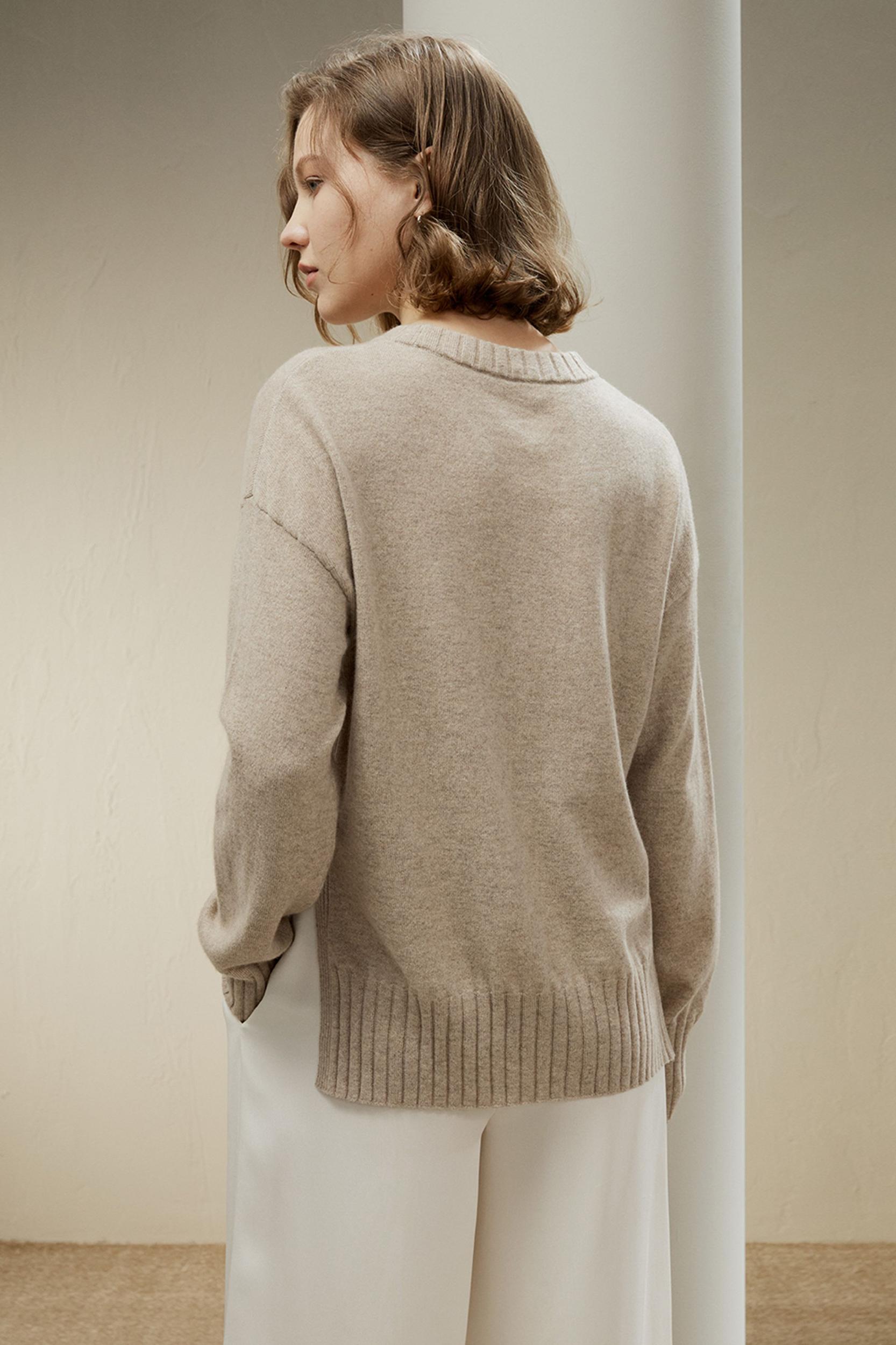 Crew Neck Cashmere Sweater Product Image