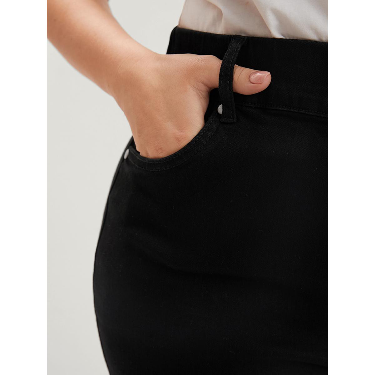 Plus Size Bootcut Slightly Stretchy High Rise Black Wash Pocket Full Jeans Women Black Casual Plain Plain Low stretch Pocket Jeans BloomChic 16/1X Product Image