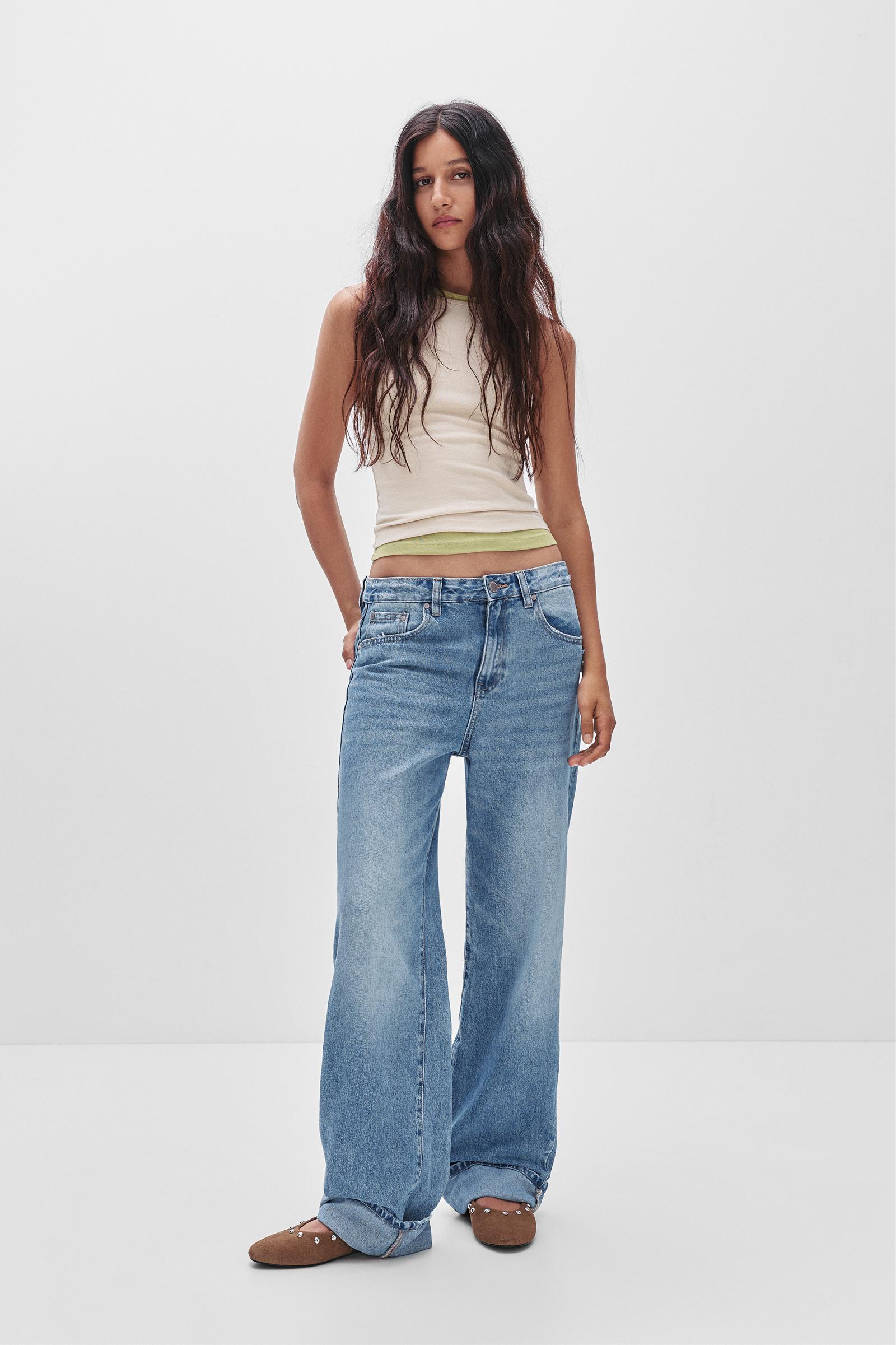 Straight-leg baggy jeans with turn-up hems Product Image