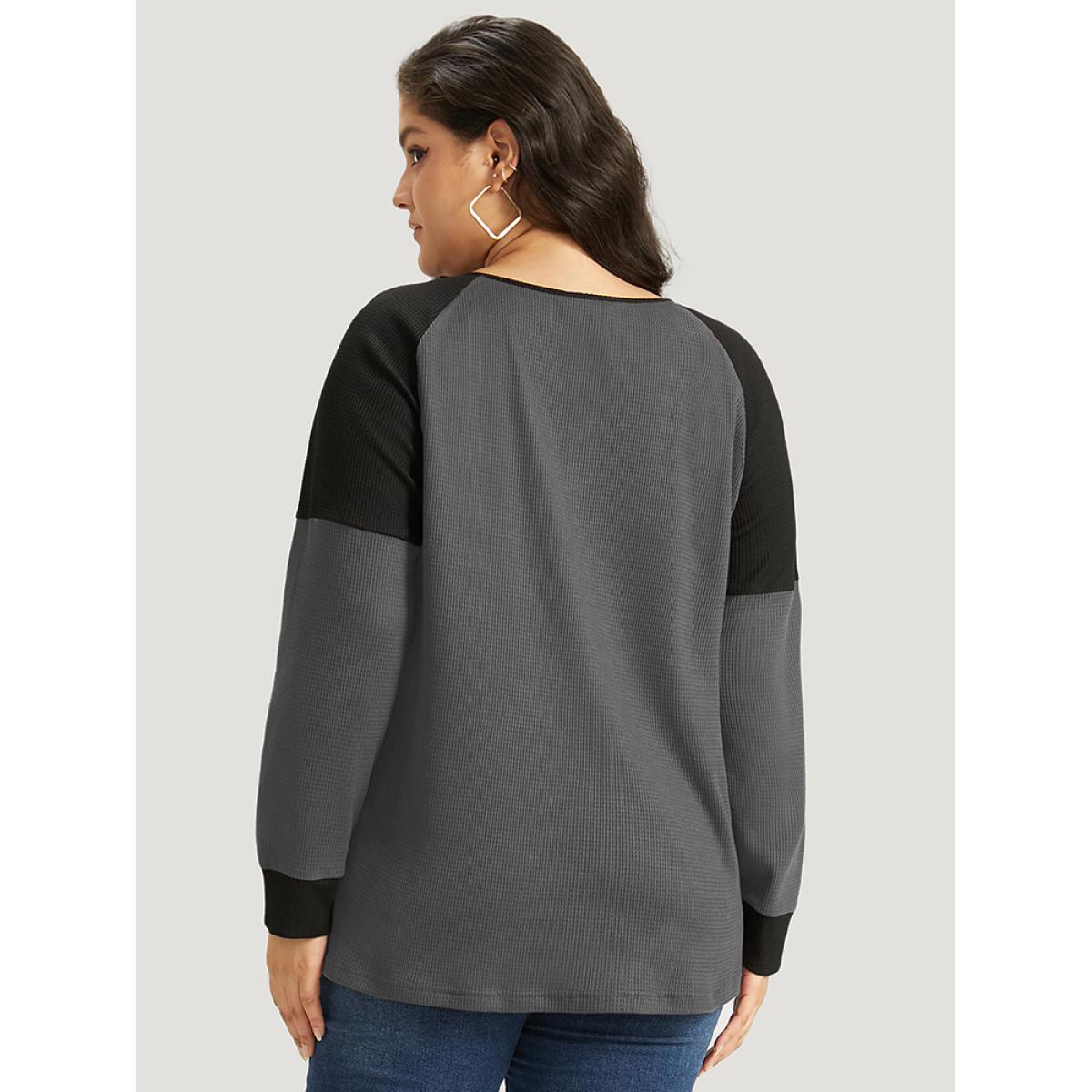 Plus Size Waffle Knit Two Tone Raglan Sleeve T-shirt ArmyGreen Women Casual Elastic cuffs Plain Open Front Dailywear T-shirts BloomChic 10/M Product Image