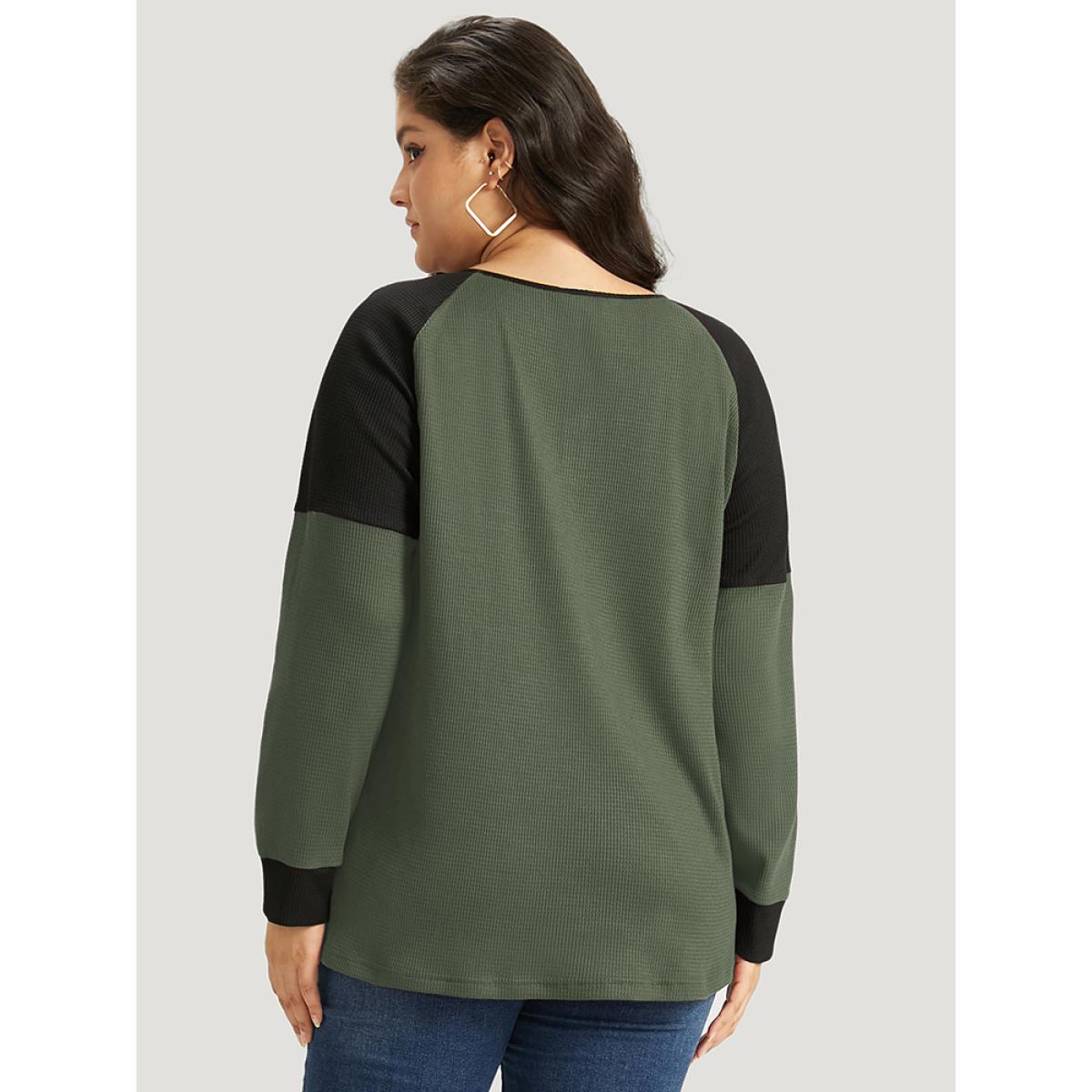 Plus Size Waffle Knit Two Tone Raglan Sleeve T-shirt ArmyGreen Women Casual Elastic cuffs Plain Open Front Dailywear T-shirts BloomChic 28/5X Product Image