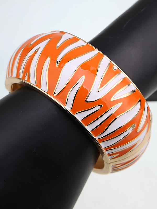 Geometric Zebra-Stripe Bracelet Accessories Product Image