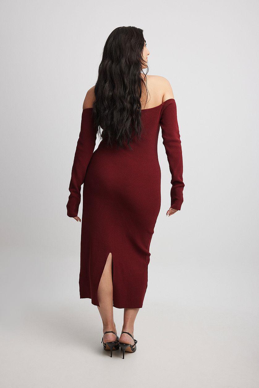 Offshoulder Knitted Midi Dress Product Image