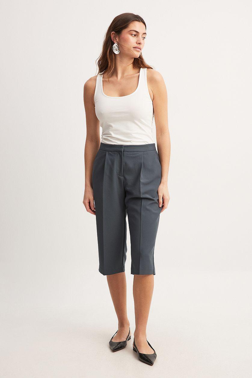 Capri Pants Product Image