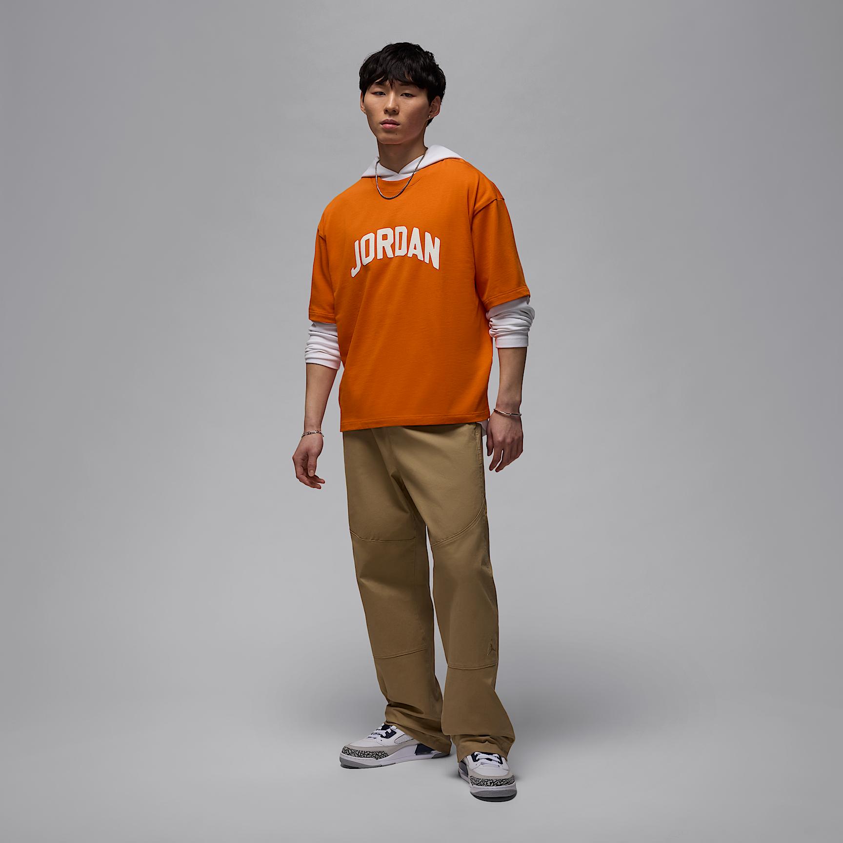 Mens Jordan Flight Essentials T-Shirt | HQ8935-805 Product Image