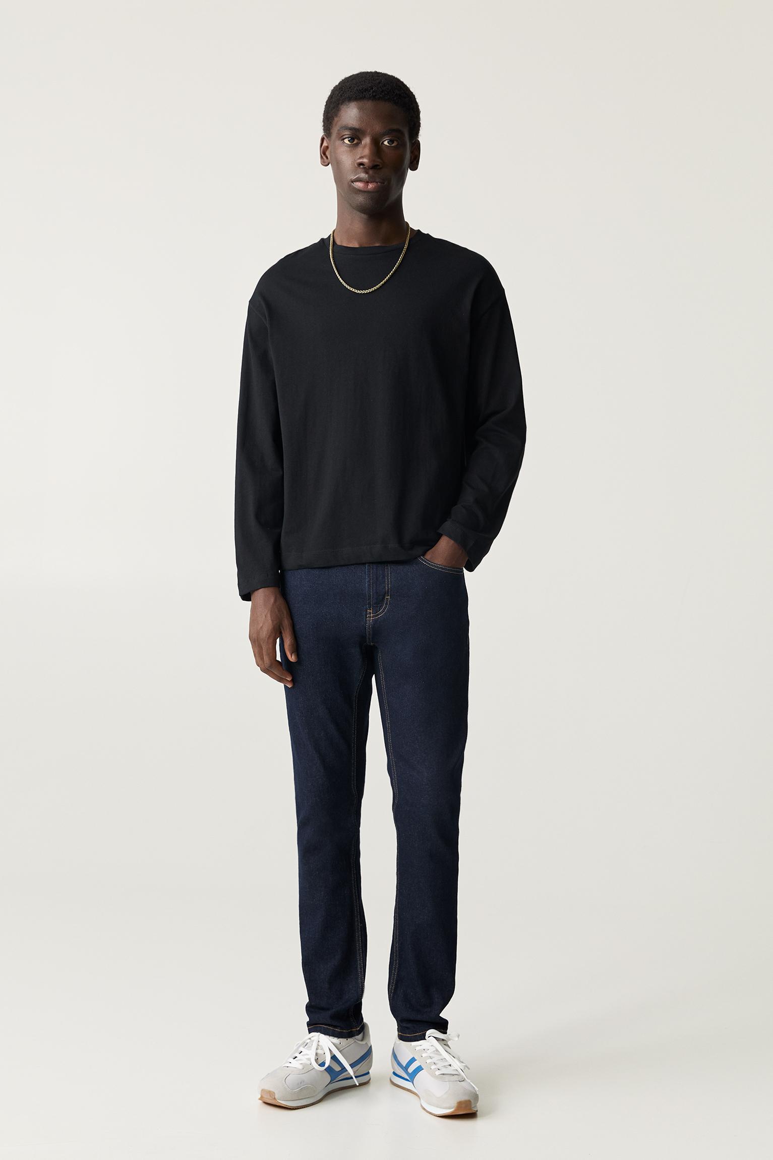 Slim fit jeans with seam details Product Image