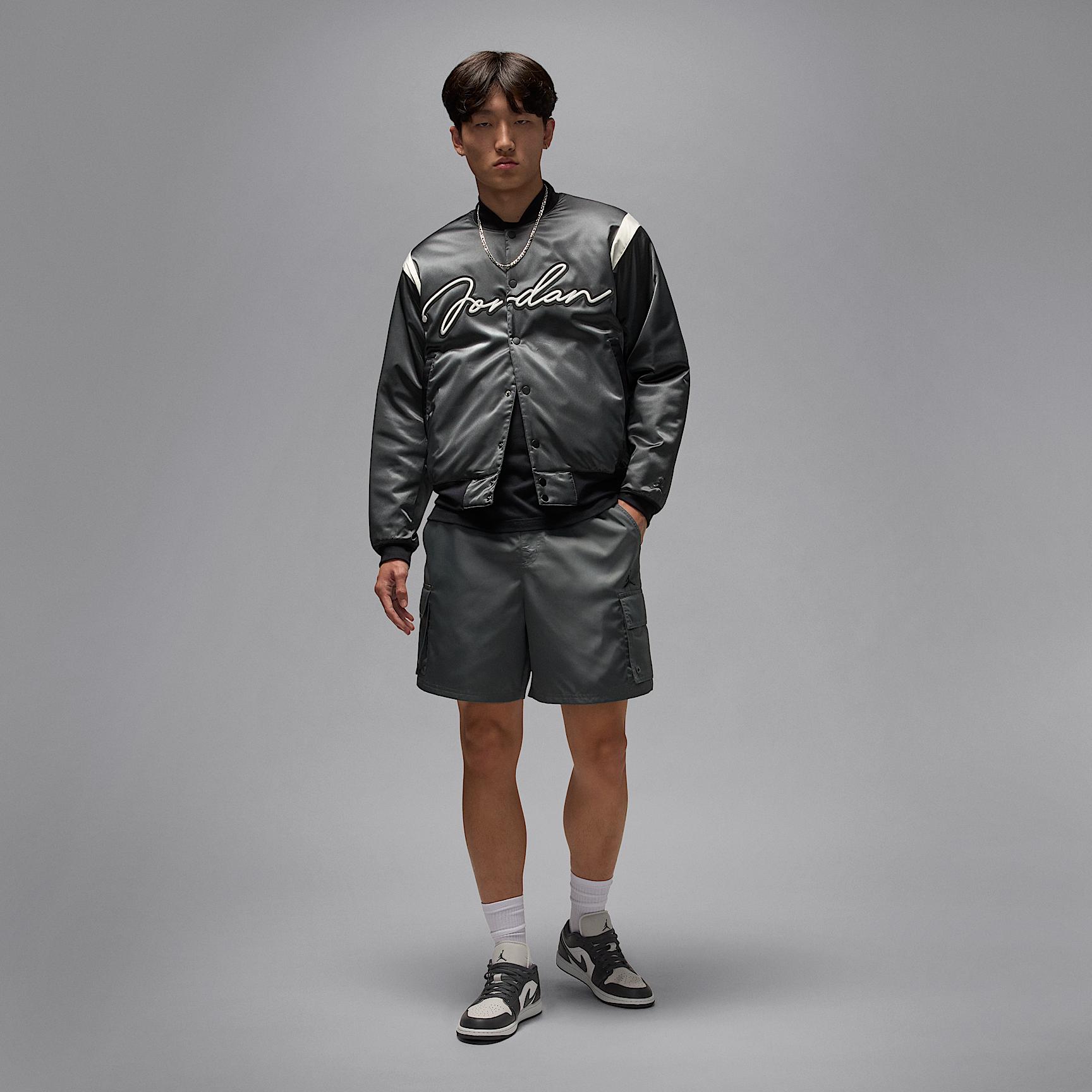 Mens Jordan Brooklyn Cargo Shorts | HV9683-068 Product Image