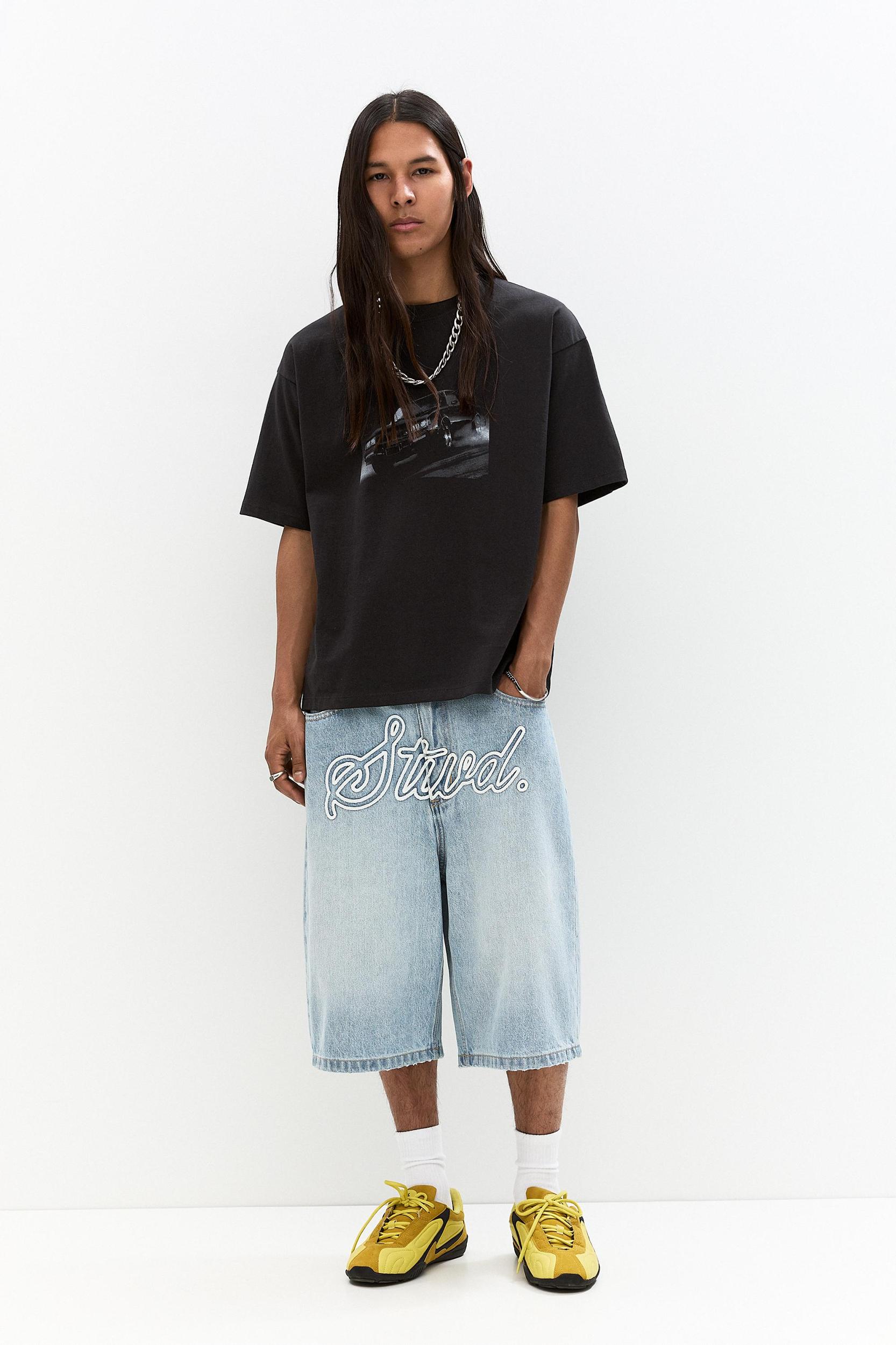 GNX T-shirt with car graphic Product Image