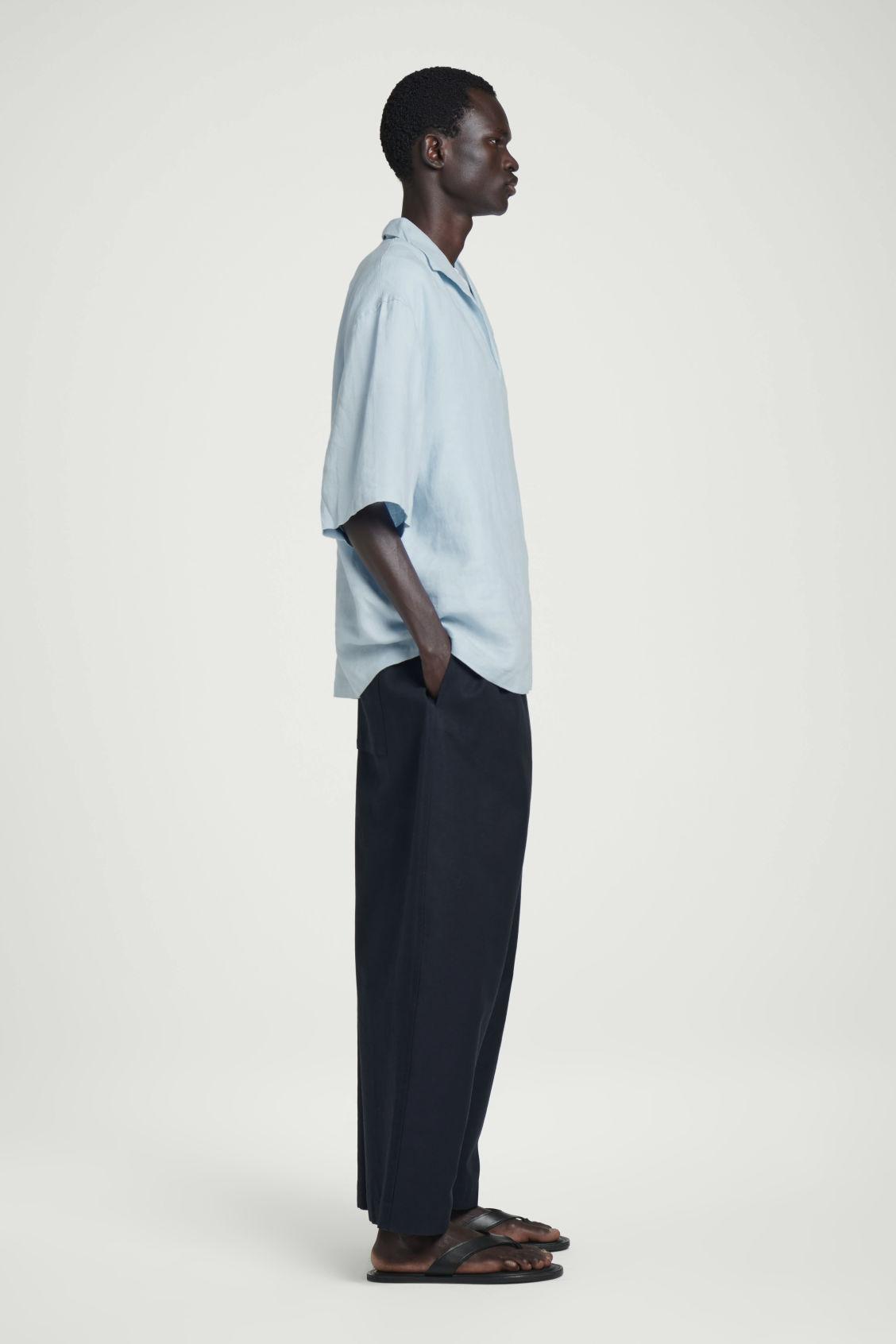 OPEN-COLLAR LINEN SHIRT Product Image