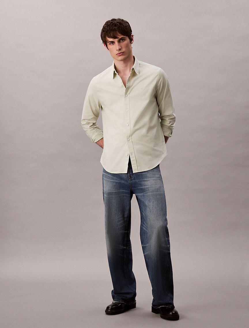 Solid Oxford Classic Button-Down Shirt Product Image