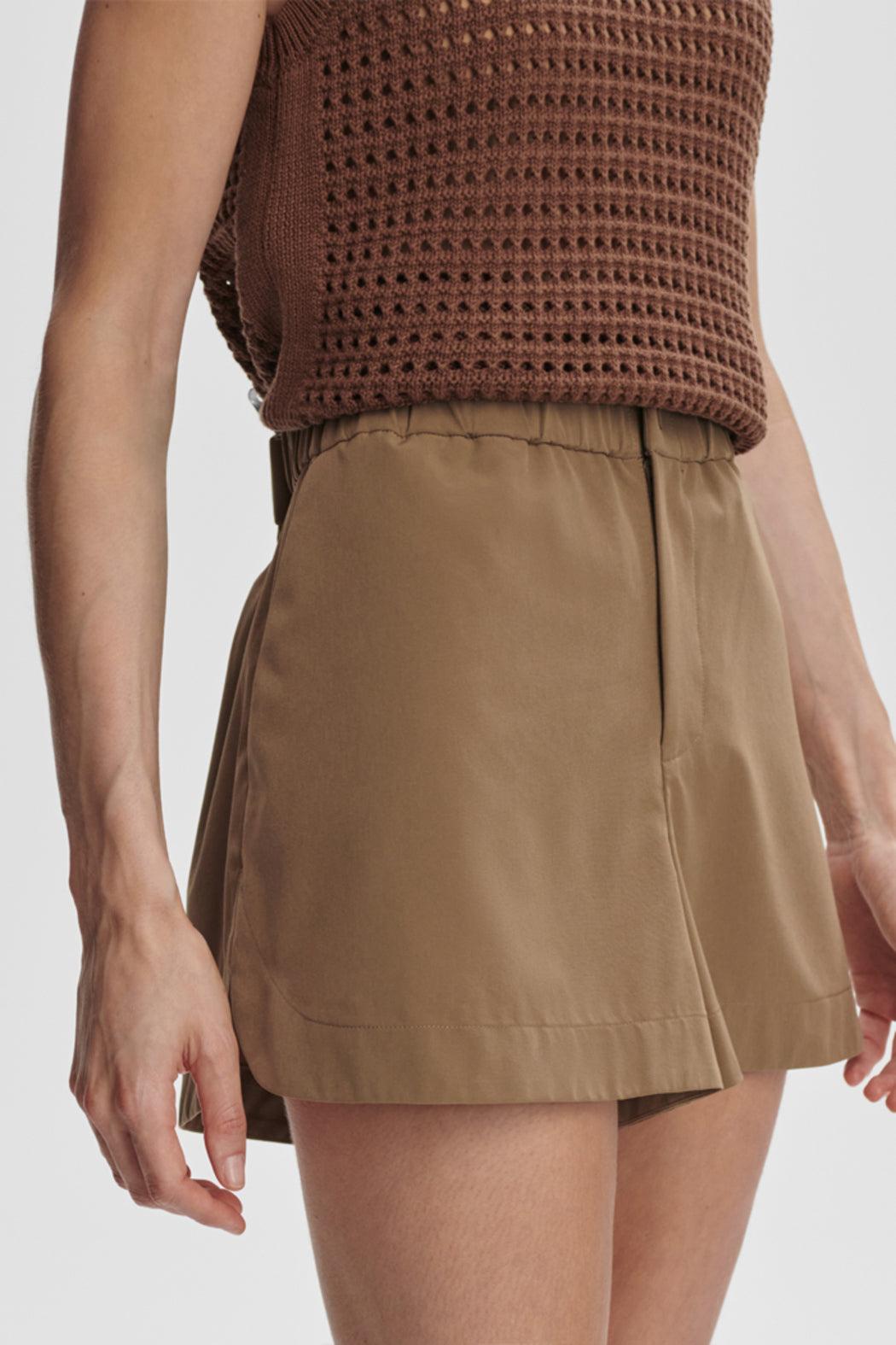 Nila Mid Rise Short Product Image