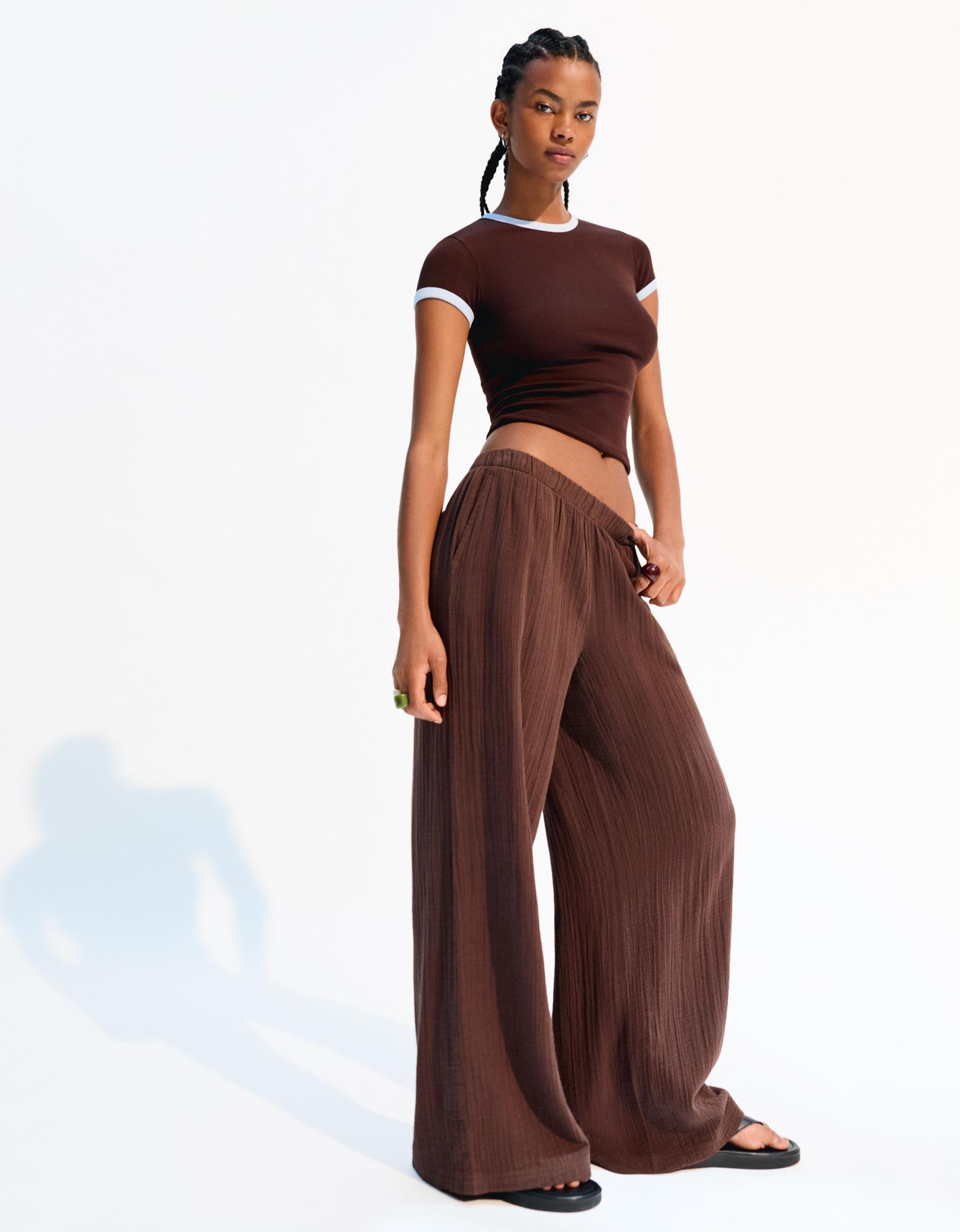 Wide-leg rustic double cloth pants Product Image