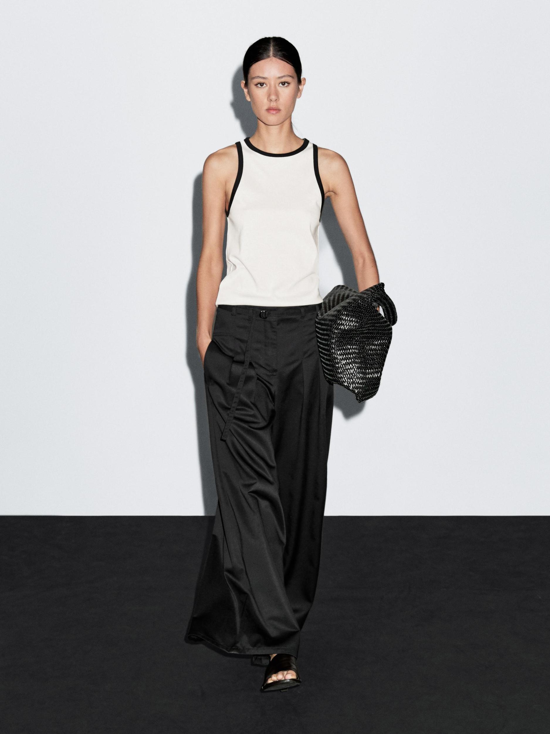 100% cotton halter top with contrast detail Product Image