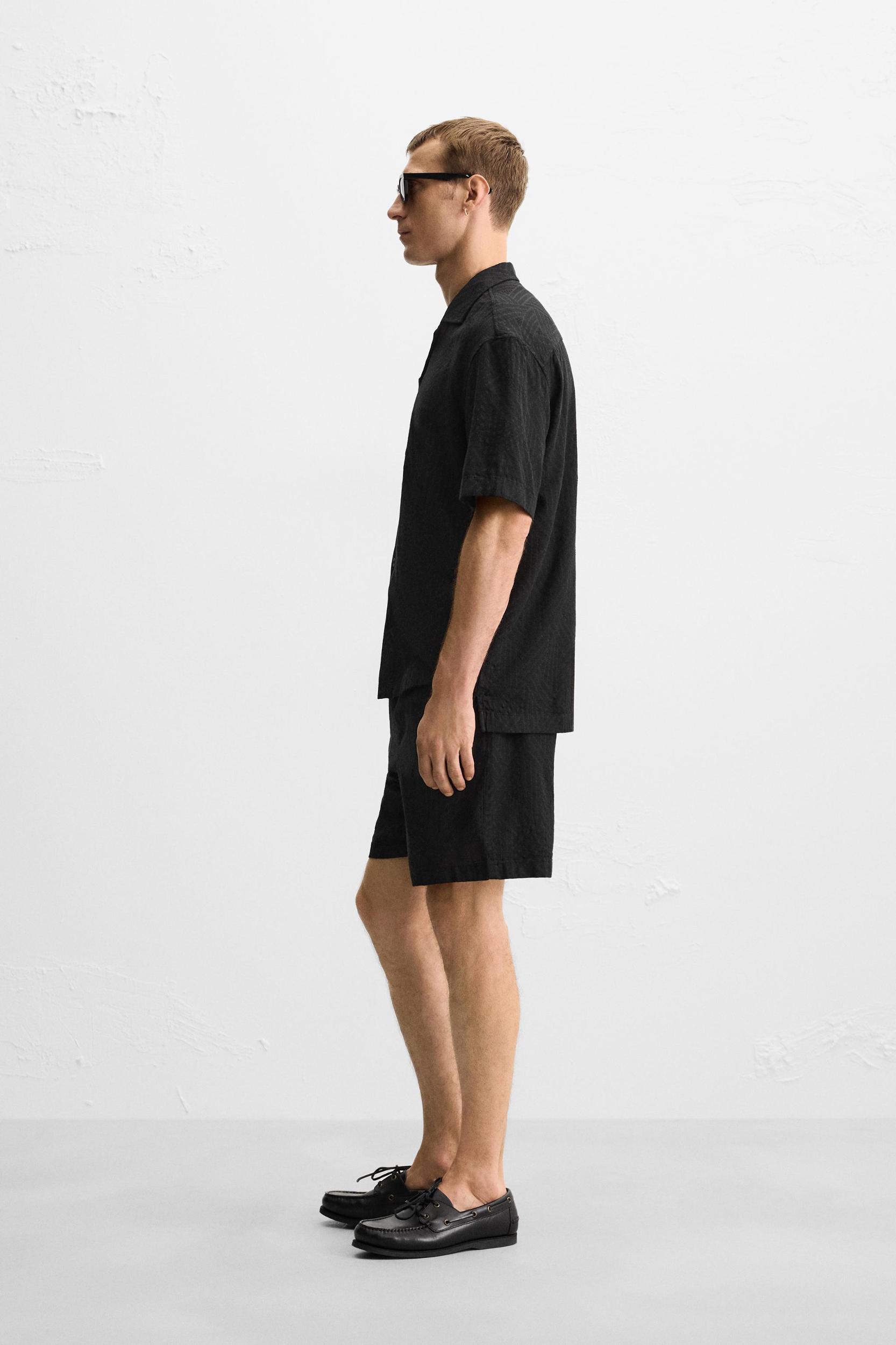 GEOMETRIC JACQUARD SHIRT Product Image