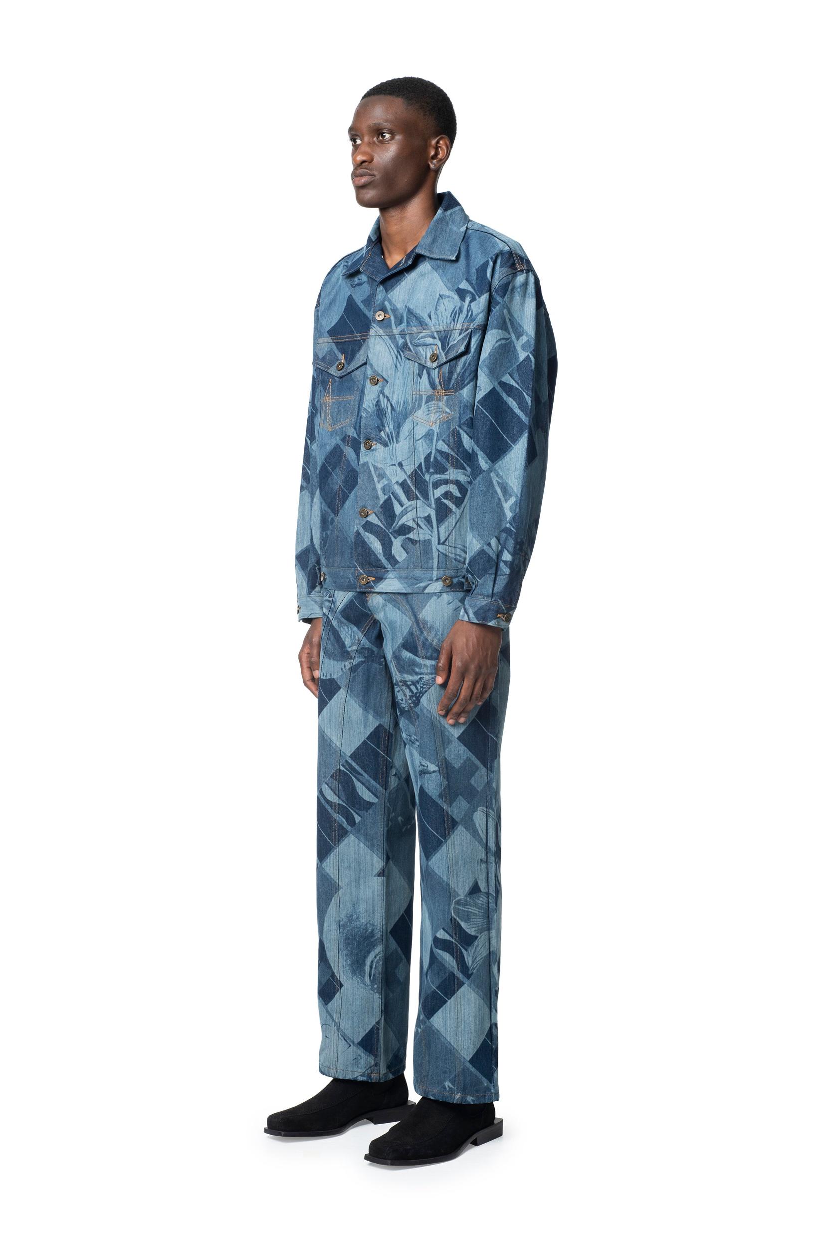 Signature Low Rise Jeans SS24 Female Product Image