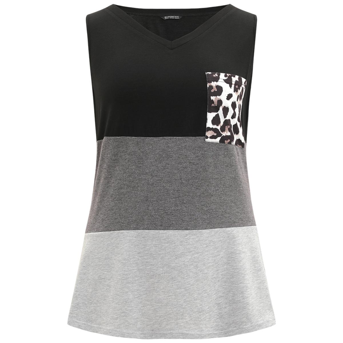 Plus Size Leopard Contrast Patched Pocket Tank Top Women Multicolor Casual Contrast V-neck Dailywear Tank Tops Camis BloomChic 22-24/3X Product Image