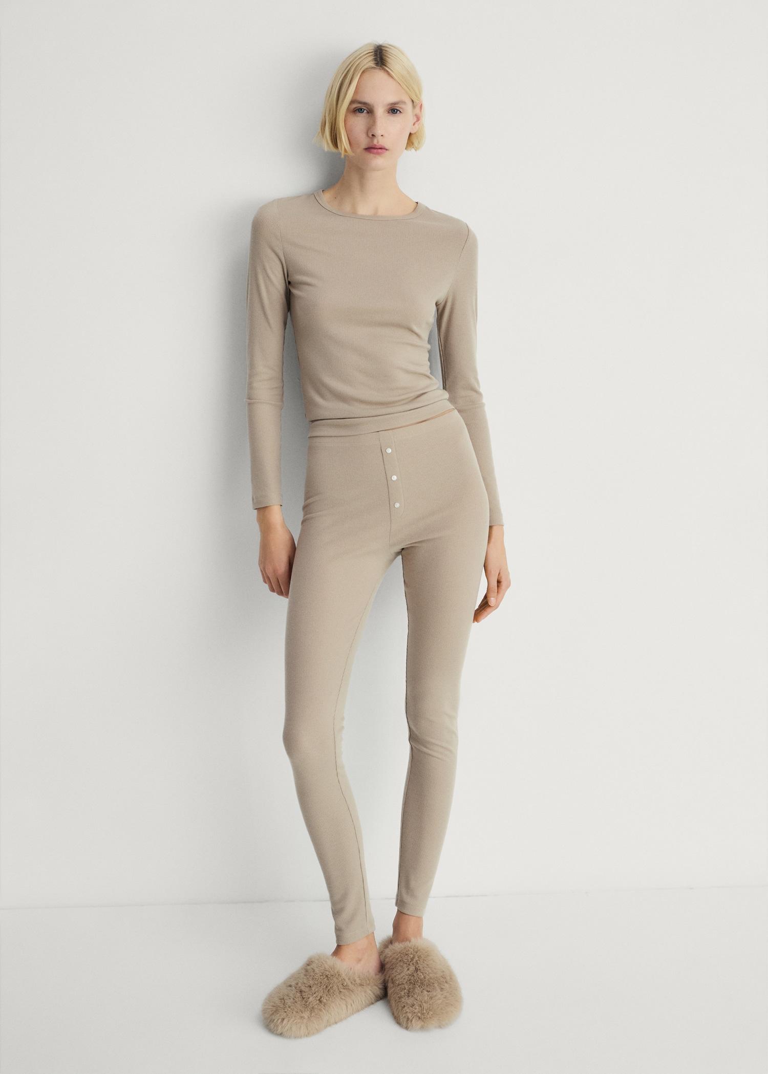 Rib-knit round-neck t-shirt - Women | MANGO USA Product Image