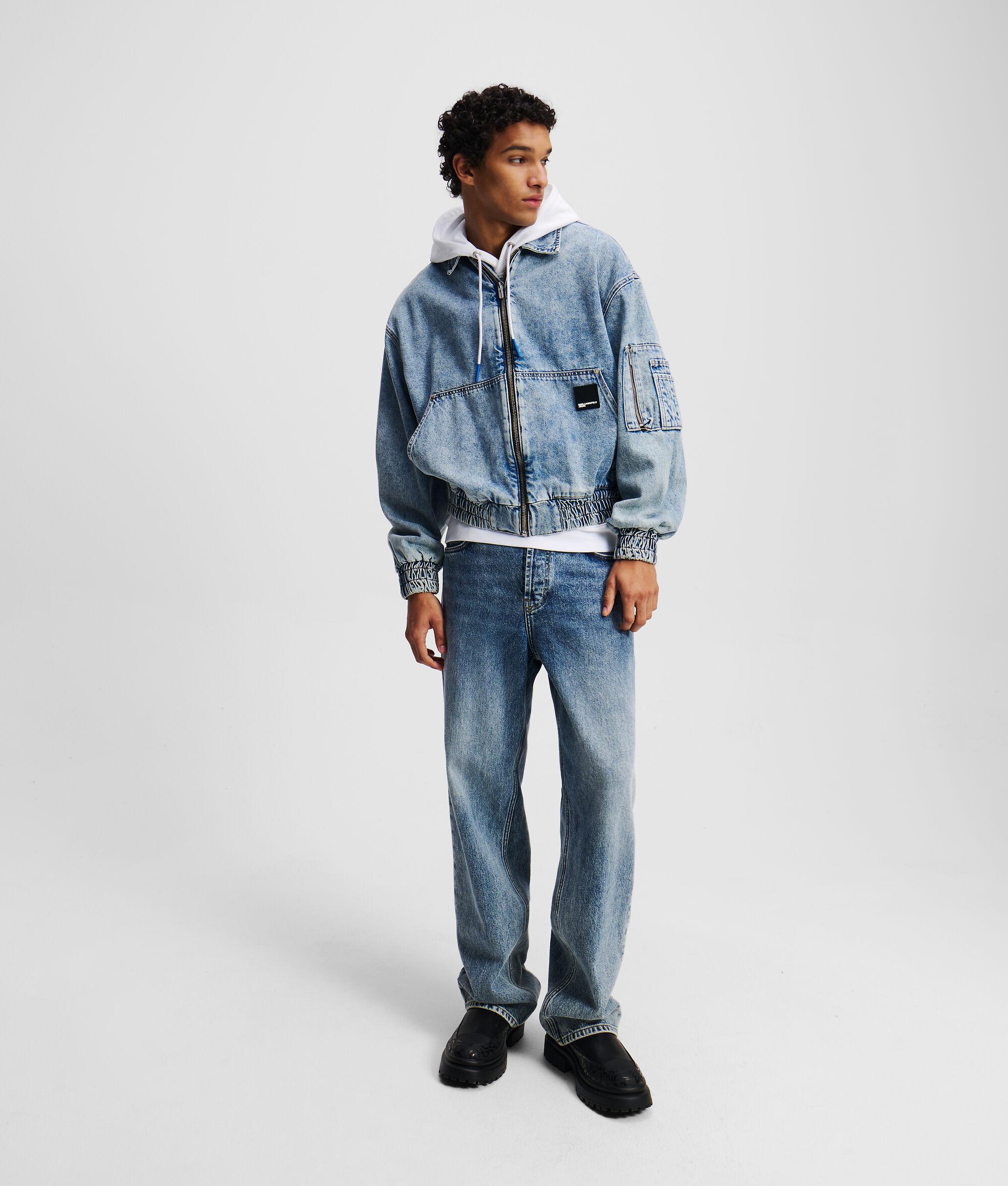RELAXED JEANS Product Image