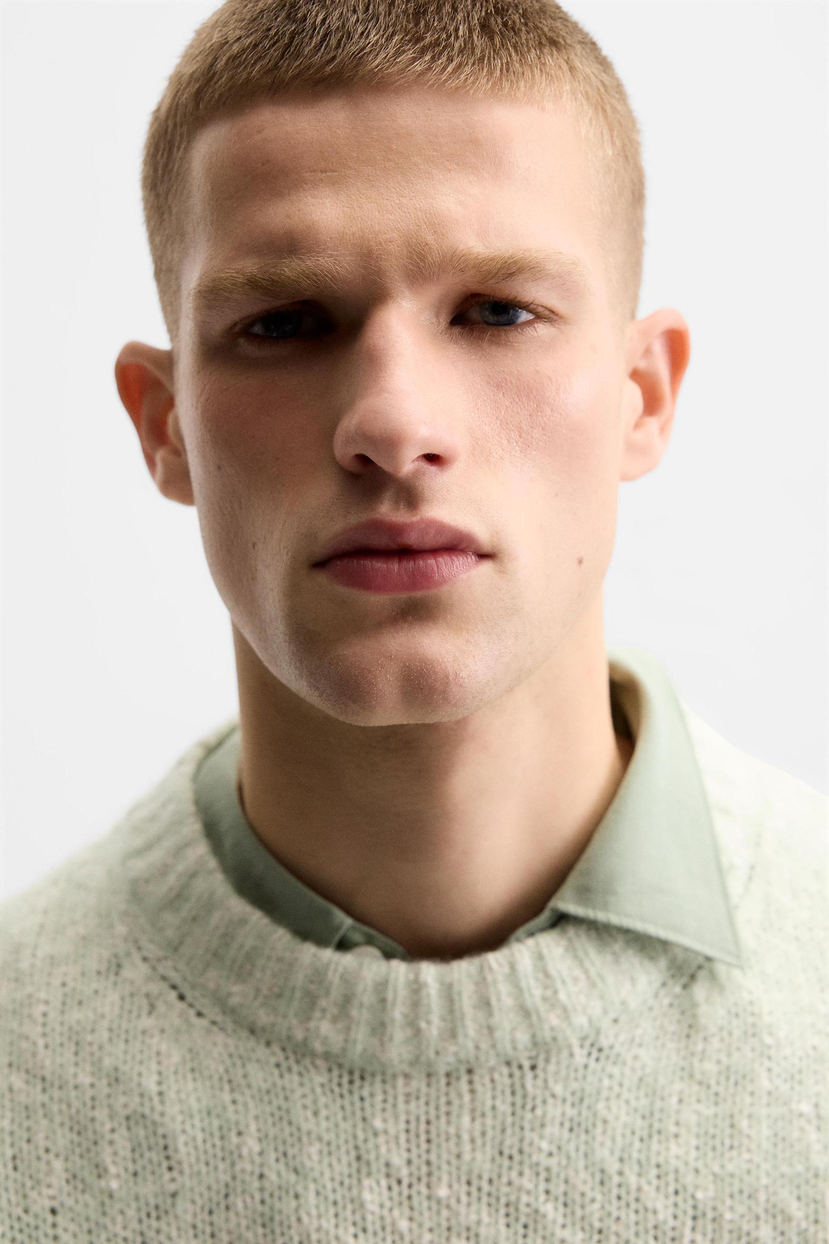 IRREGULAR TEXTURE SWEATER Product Image