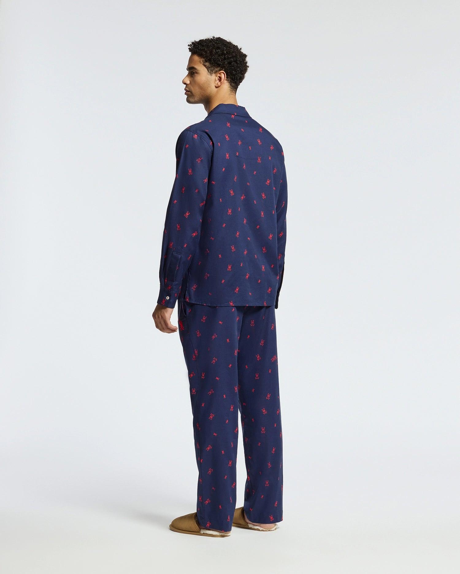 MENS ALL OVER PRINT FLANNEL PAJAMA SET - B6X343E200 Product Image